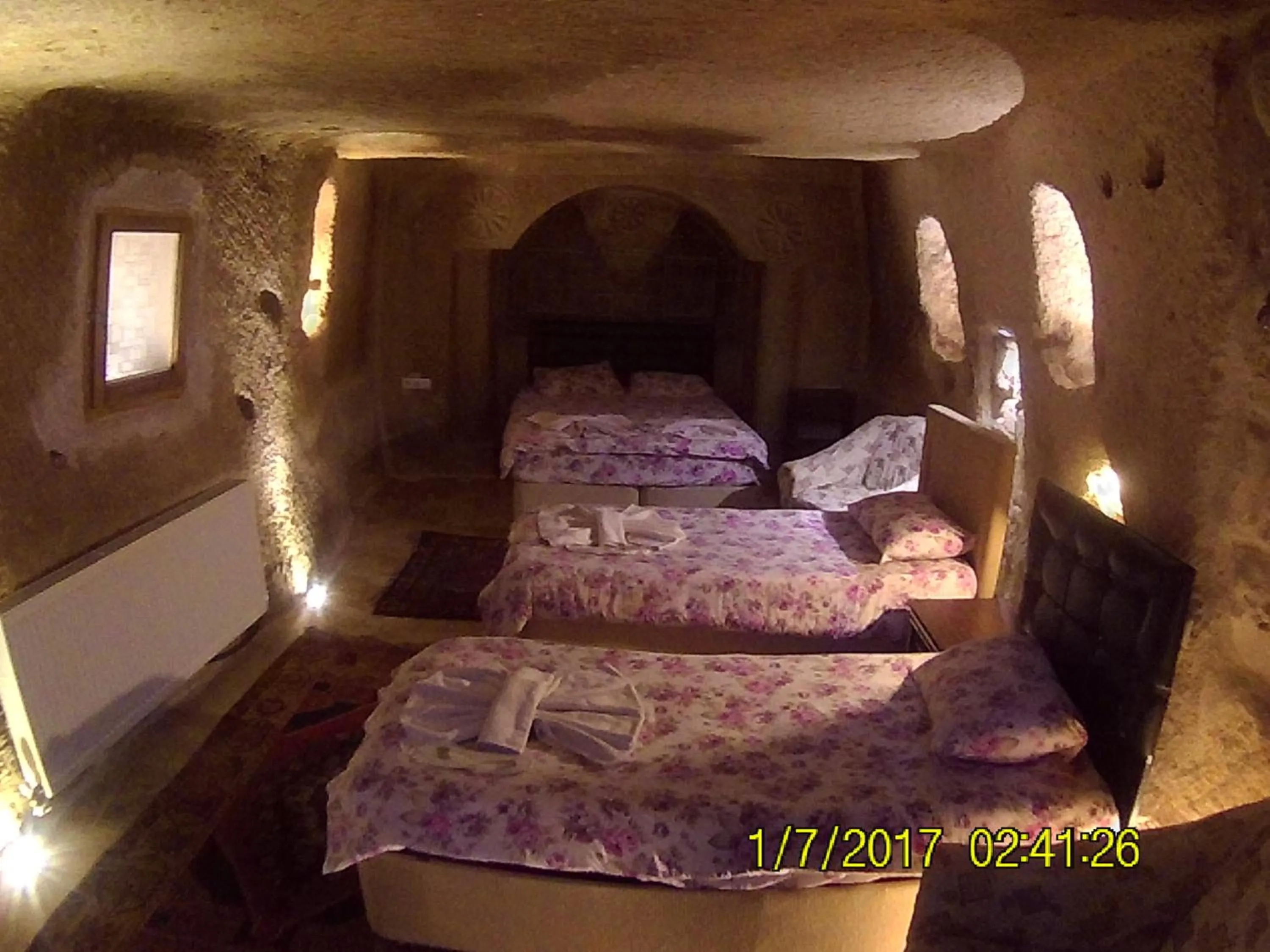 Bedroom, Bed in Coco Cave