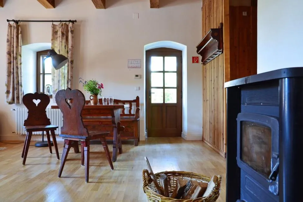 Bagolyvár Fogadó- Újfalusy Márton Vendégház