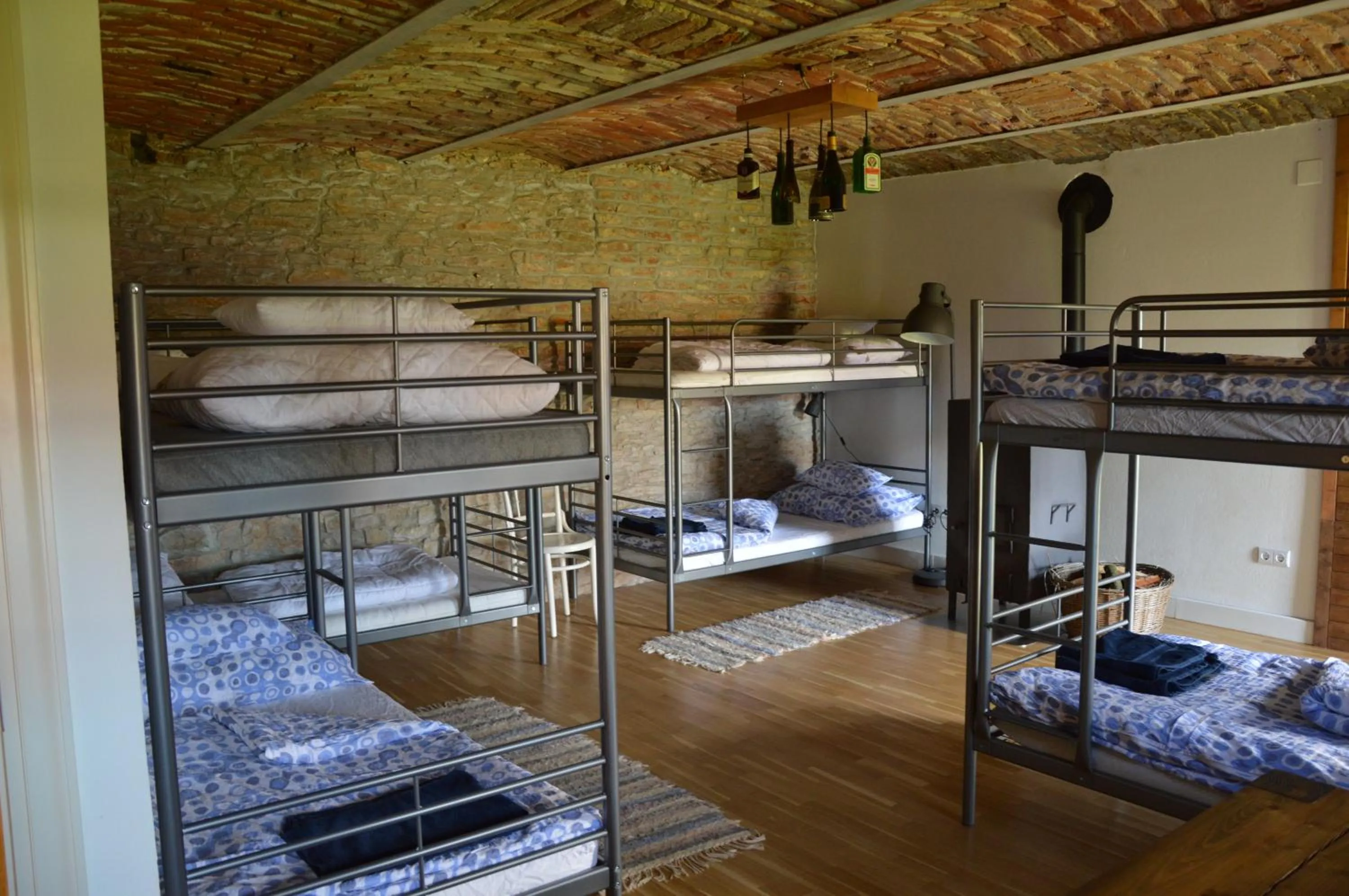 Photo of the whole room, Bed in Bagolyvár Fogadó- Újfalusy Márton Vendégház