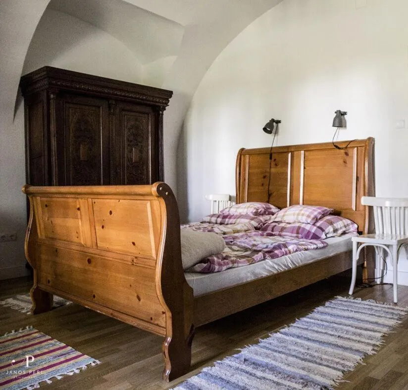 Bed in Bagolyvár Fogadó- Újfalusy Márton Vendégház