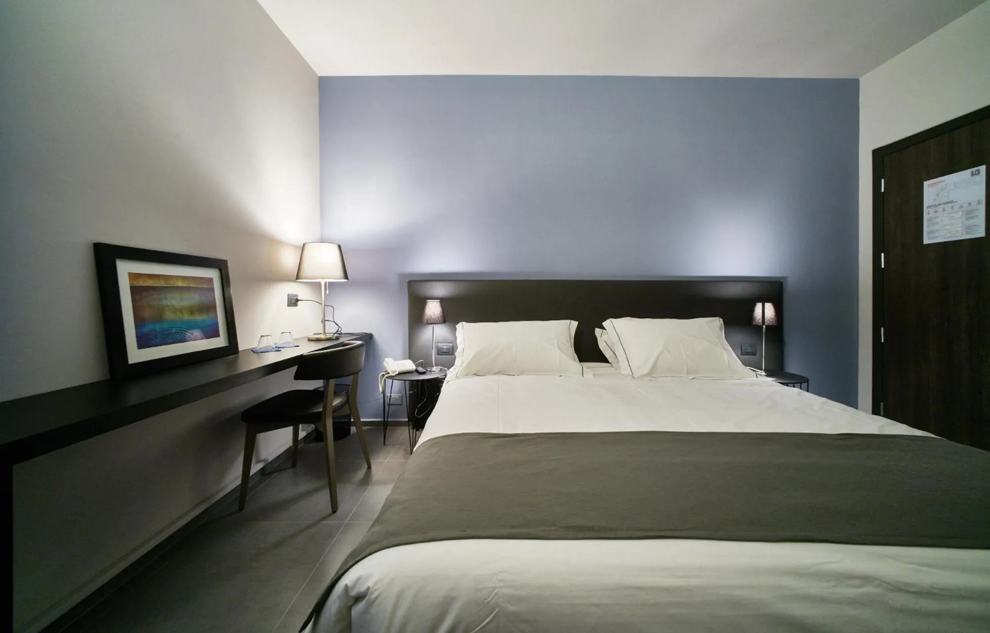 Photo of the whole room, Bed in Smart Hotel