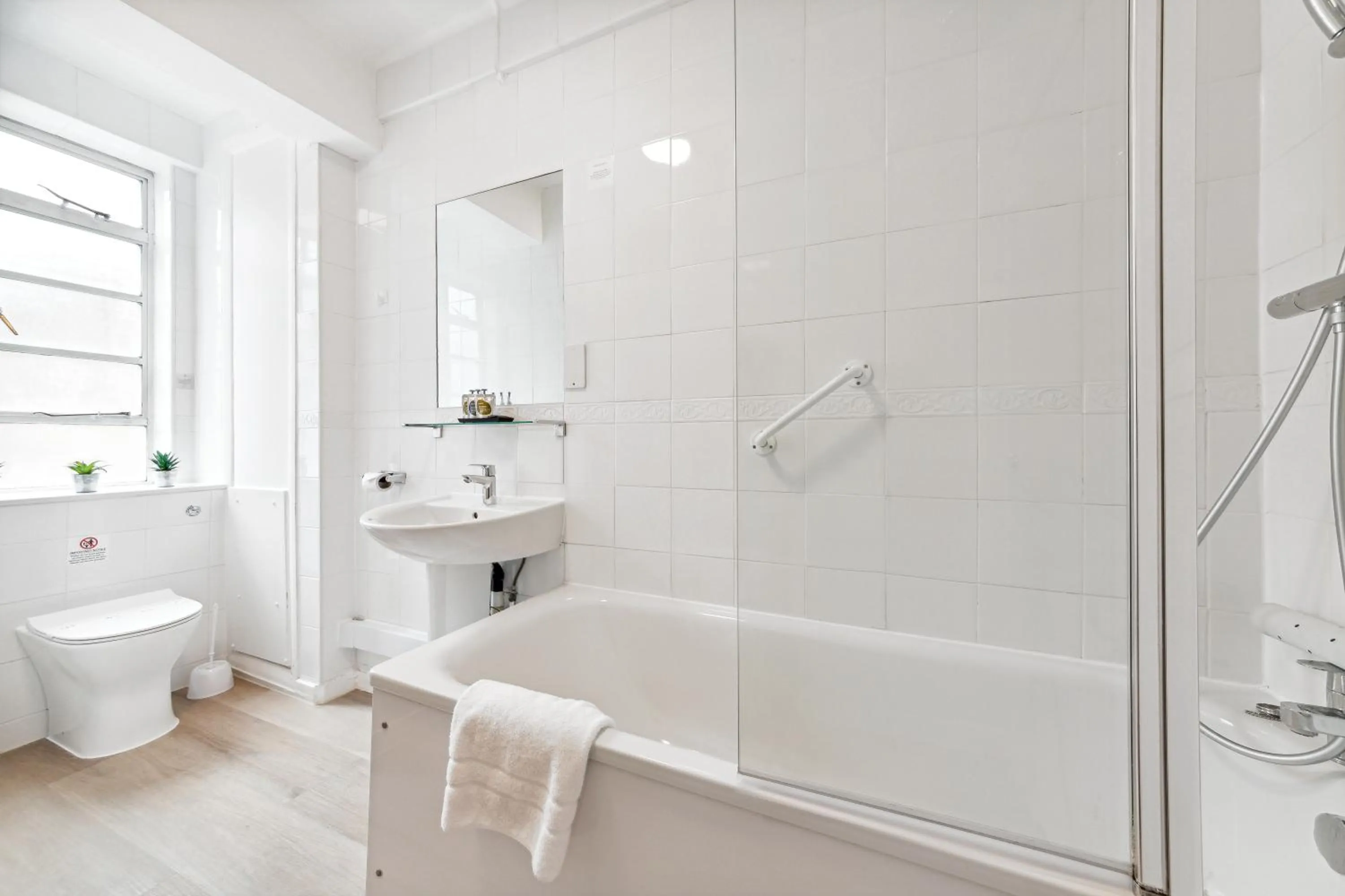 Nell Gwynn Chelsea Accommodation