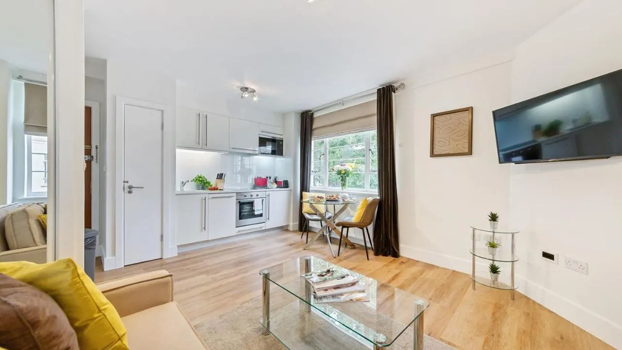 Nell Gwynn Chelsea Accommodation