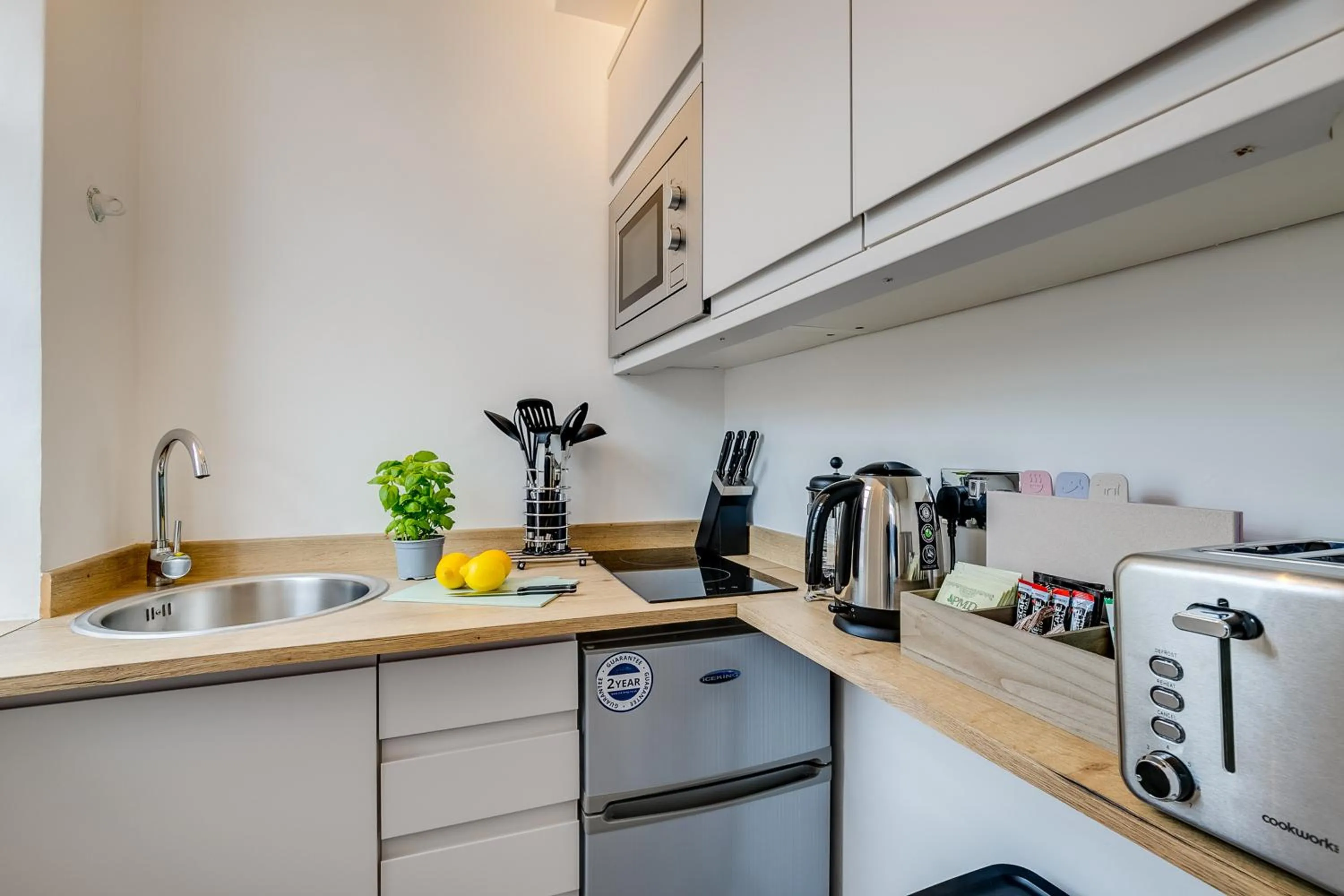 Nell Gwynn Chelsea Accommodation