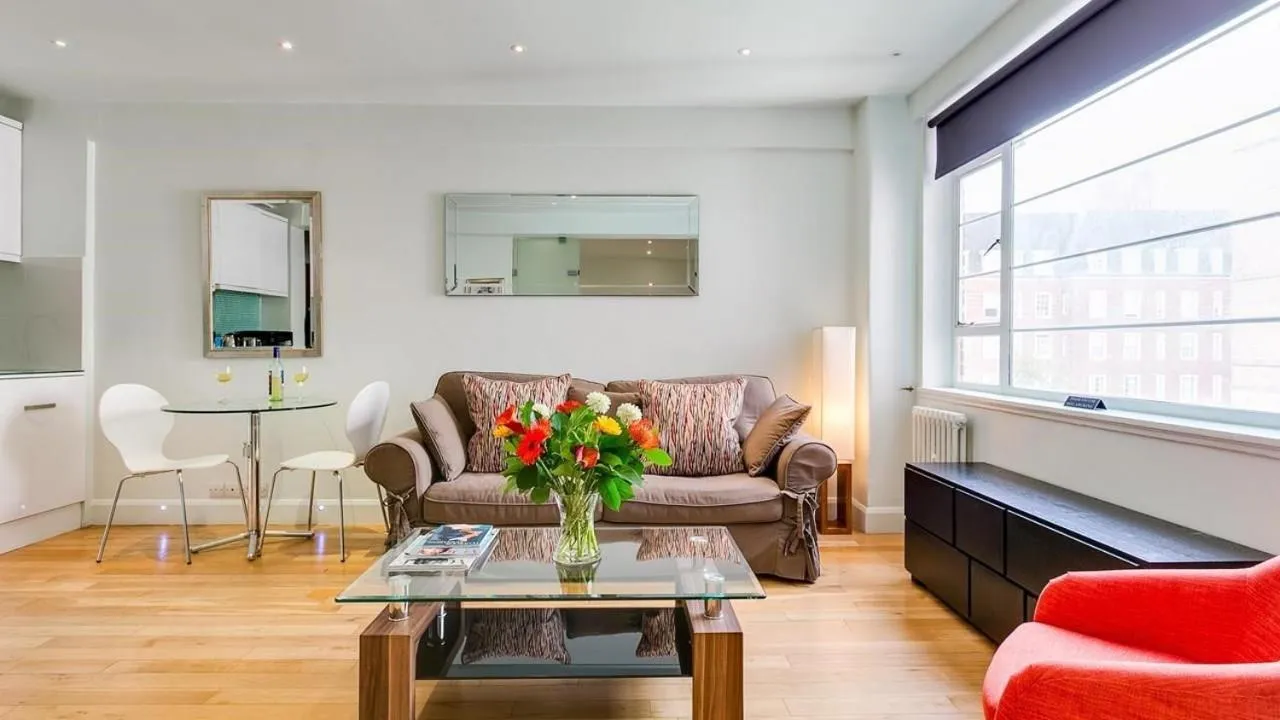 Nell Gwynn Chelsea Accommodation