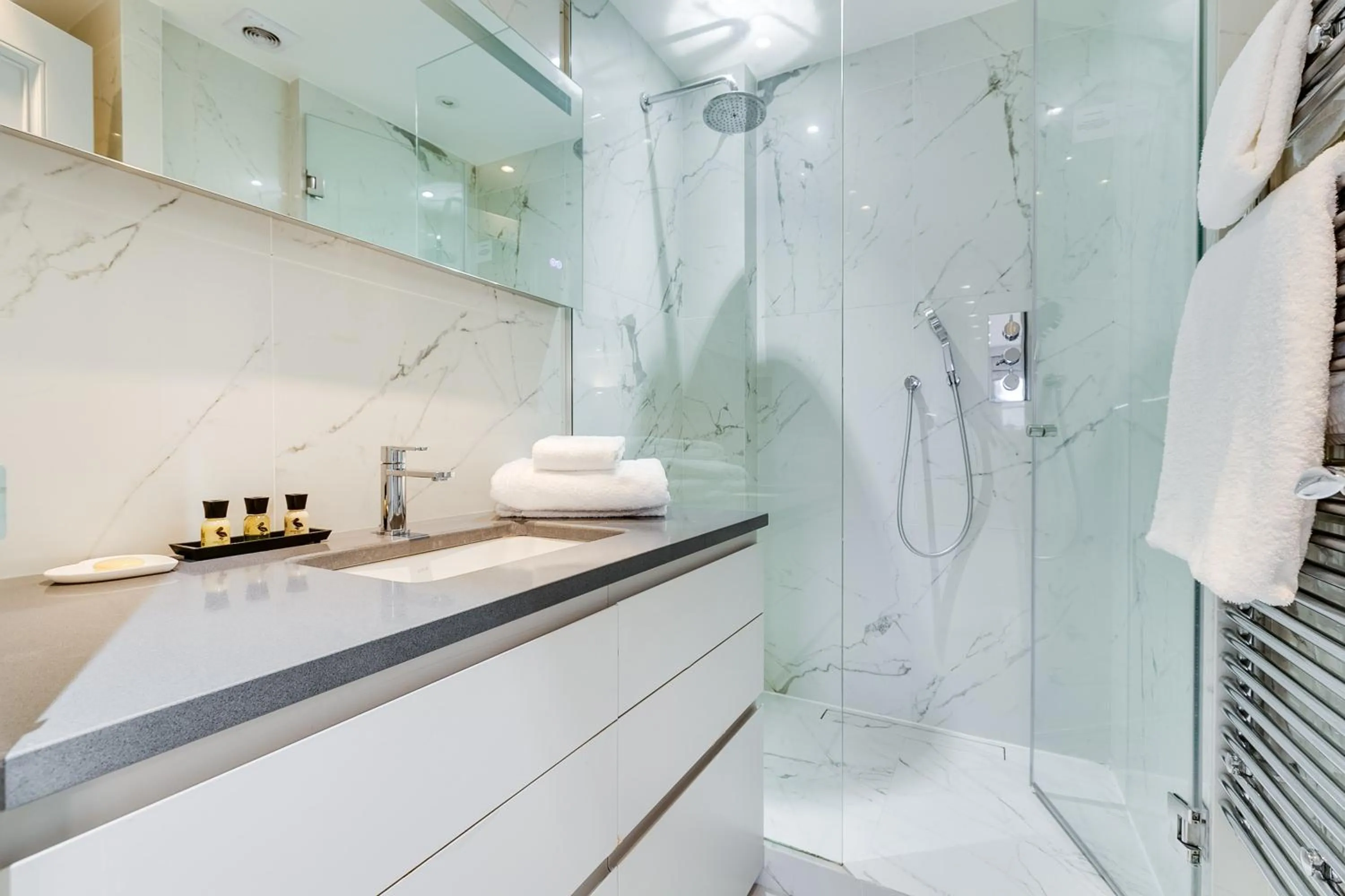 Shower in Nell Gwynn Chelsea Accommodation