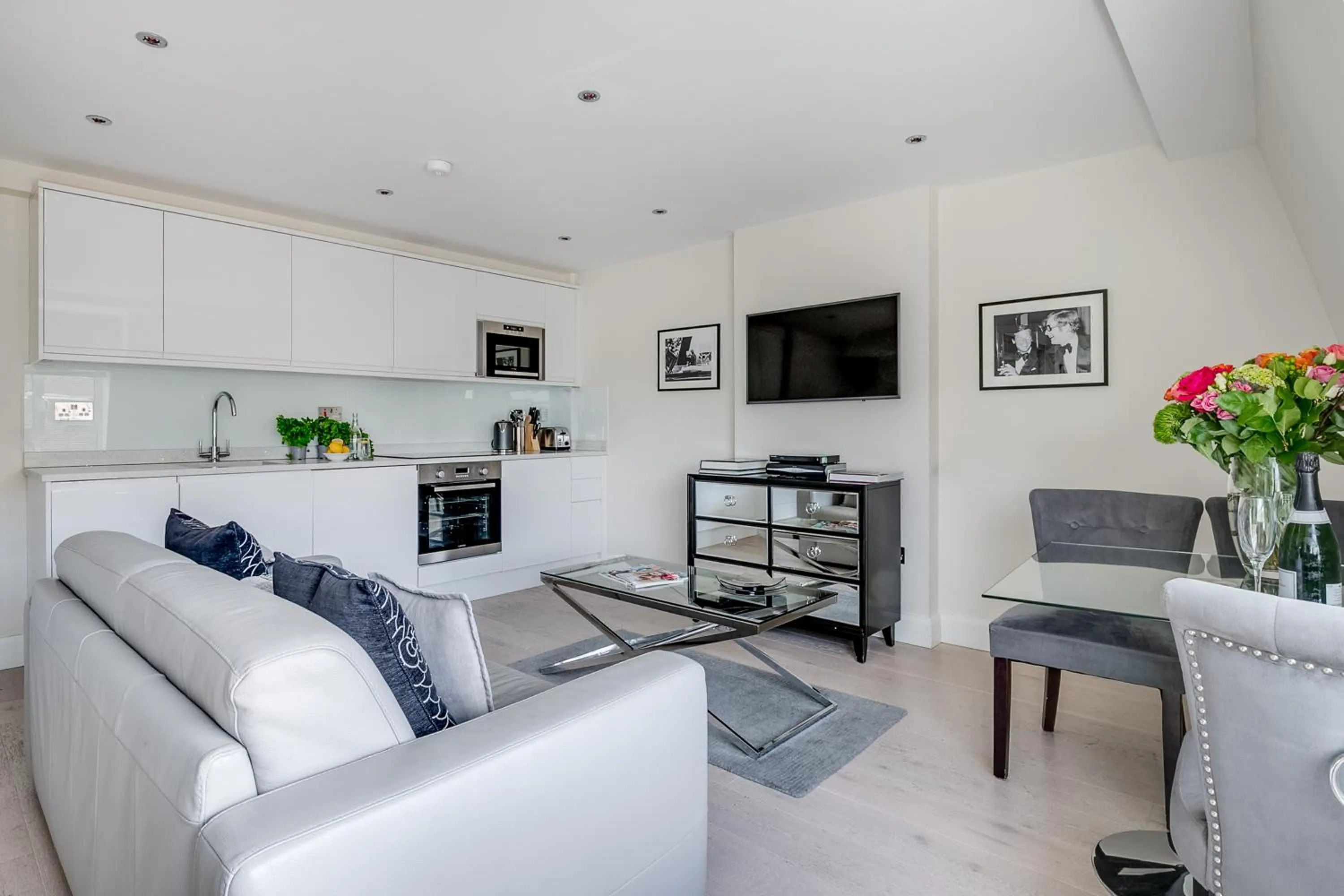 Nell Gwynn Chelsea Accommodation