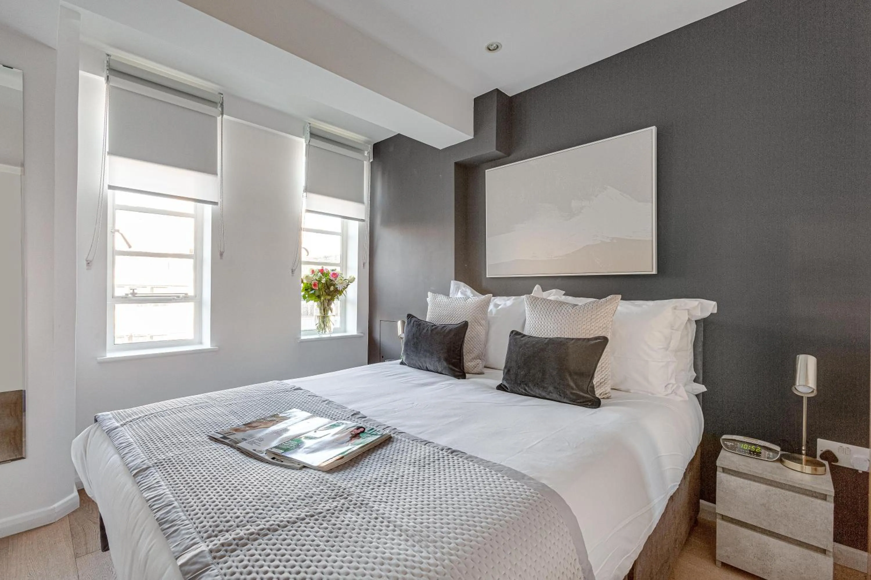 Bed in Nell Gwynn Chelsea Accommodation