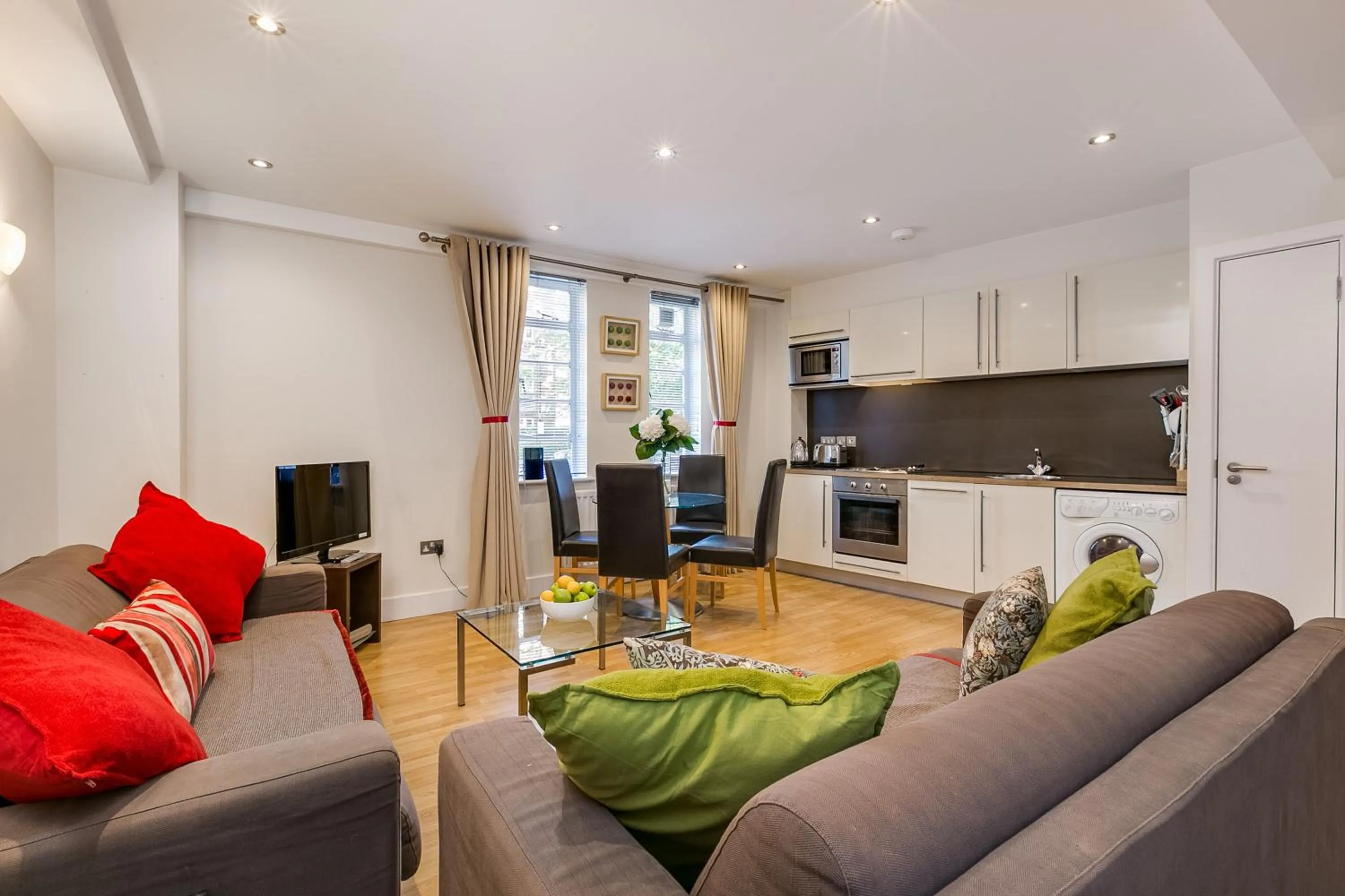 Nell Gwynn Chelsea Accommodation