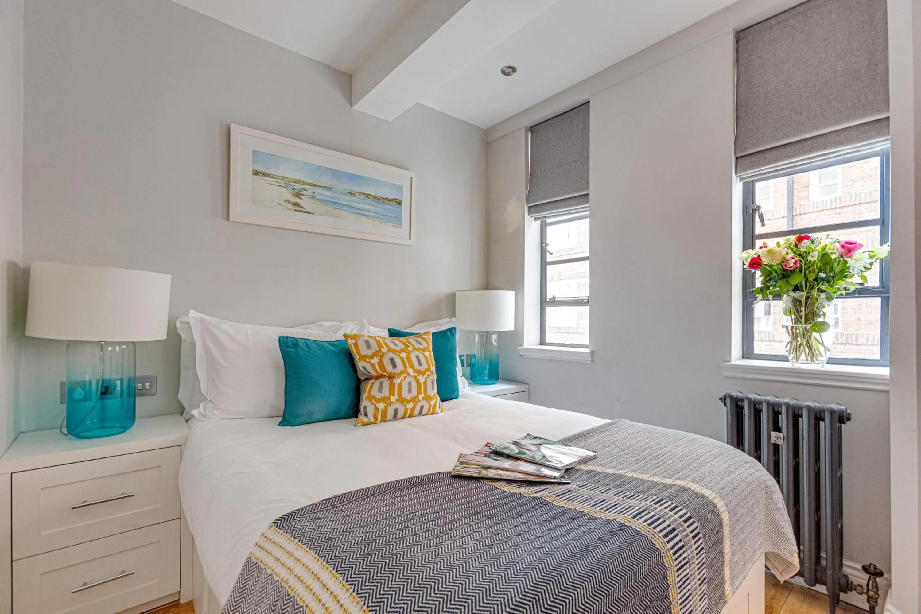 Bed in Nell Gwynn Chelsea Accommodation