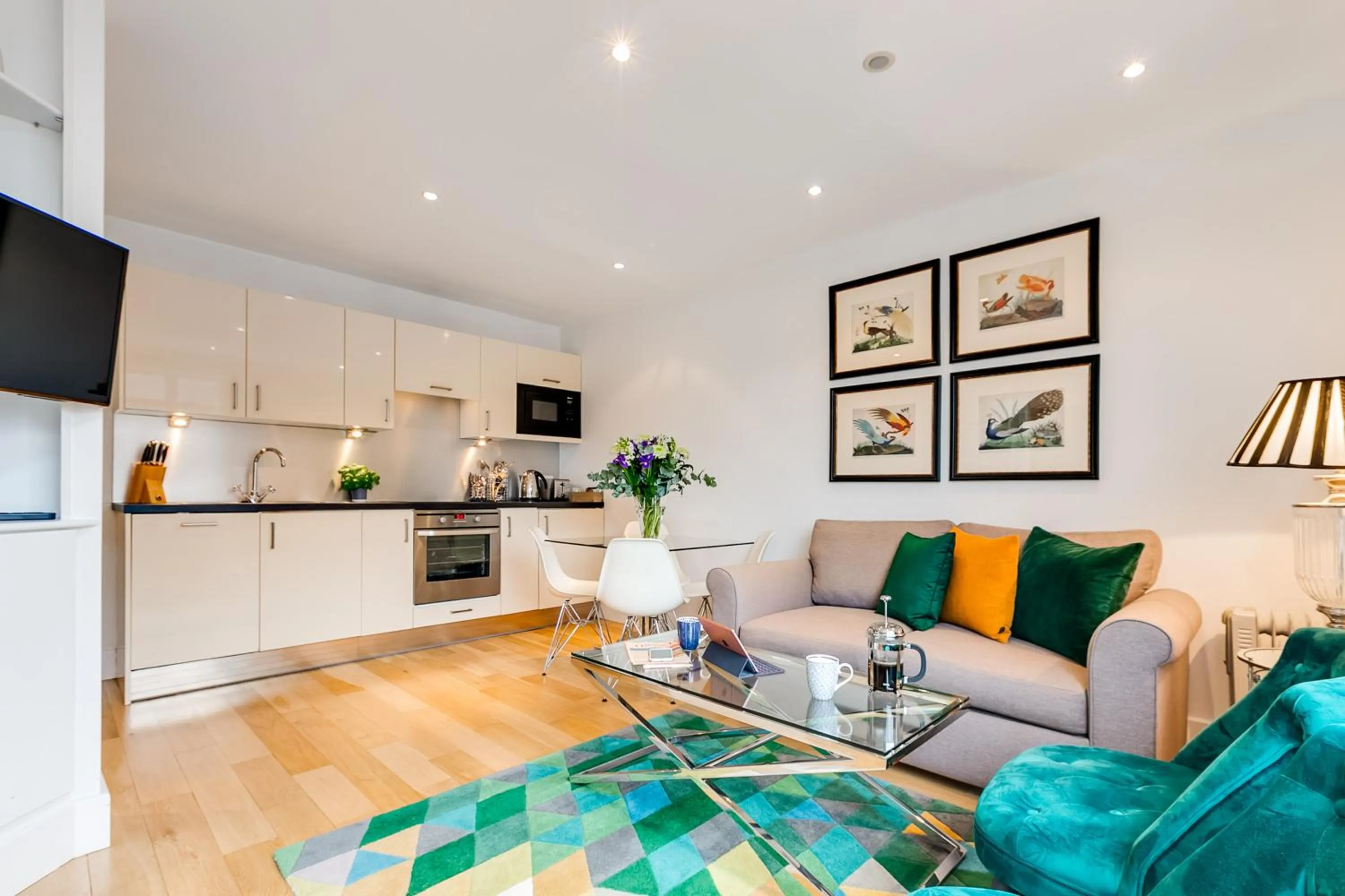 TV and multimedia in Nell Gwynn Chelsea Accommodation