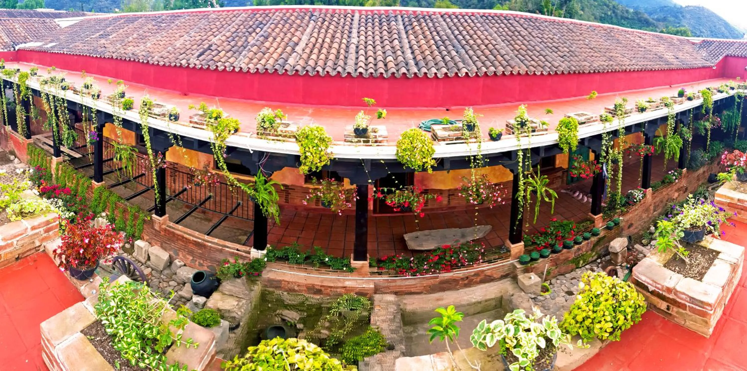 Garden view in Hotel Eterna Primavera Antigua