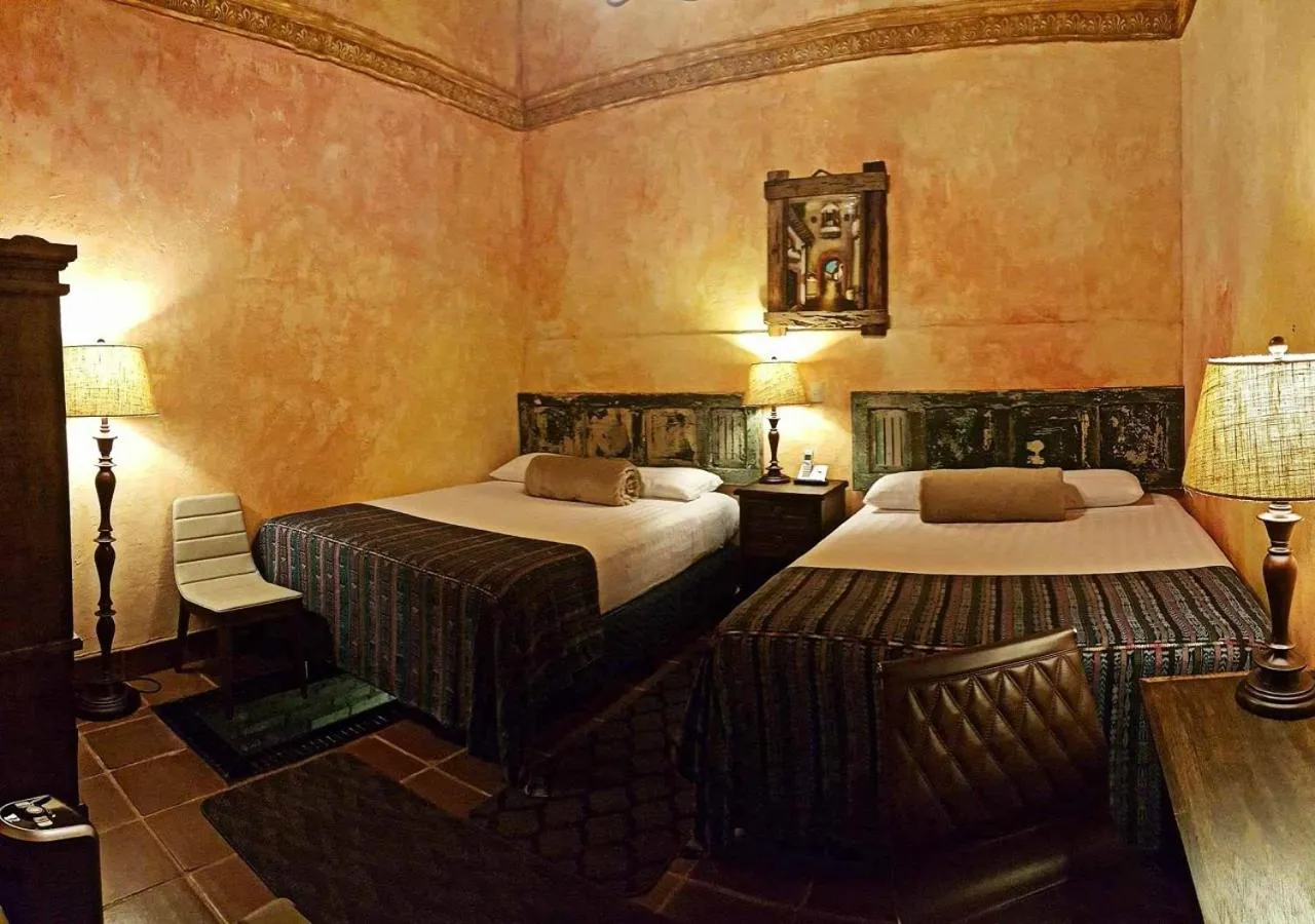 Bed in Hotel Eterna Primavera Antigua