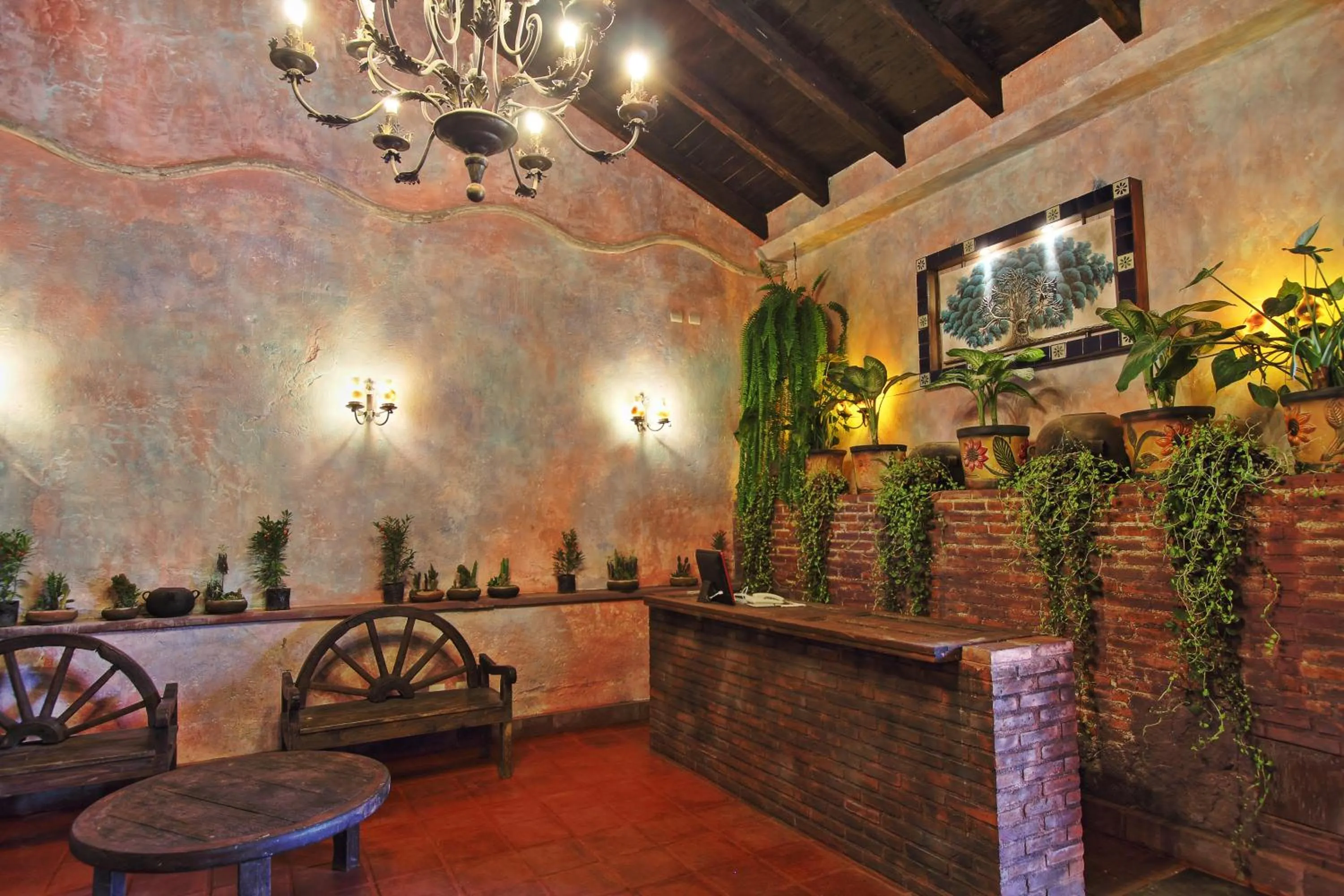 Lobby or reception in Hotel Eterna Primavera Antigua