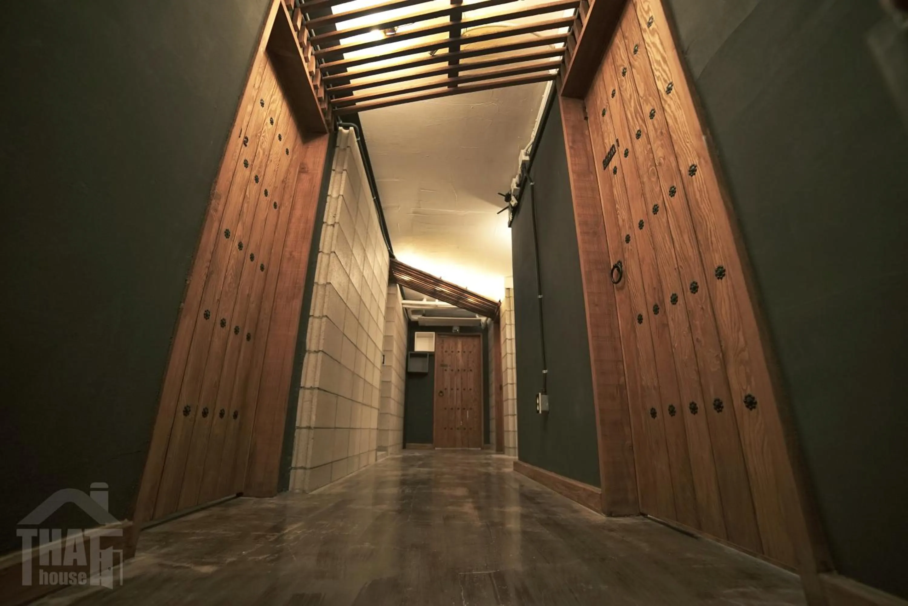 Communal lounge/ TV room in That House Hongdae