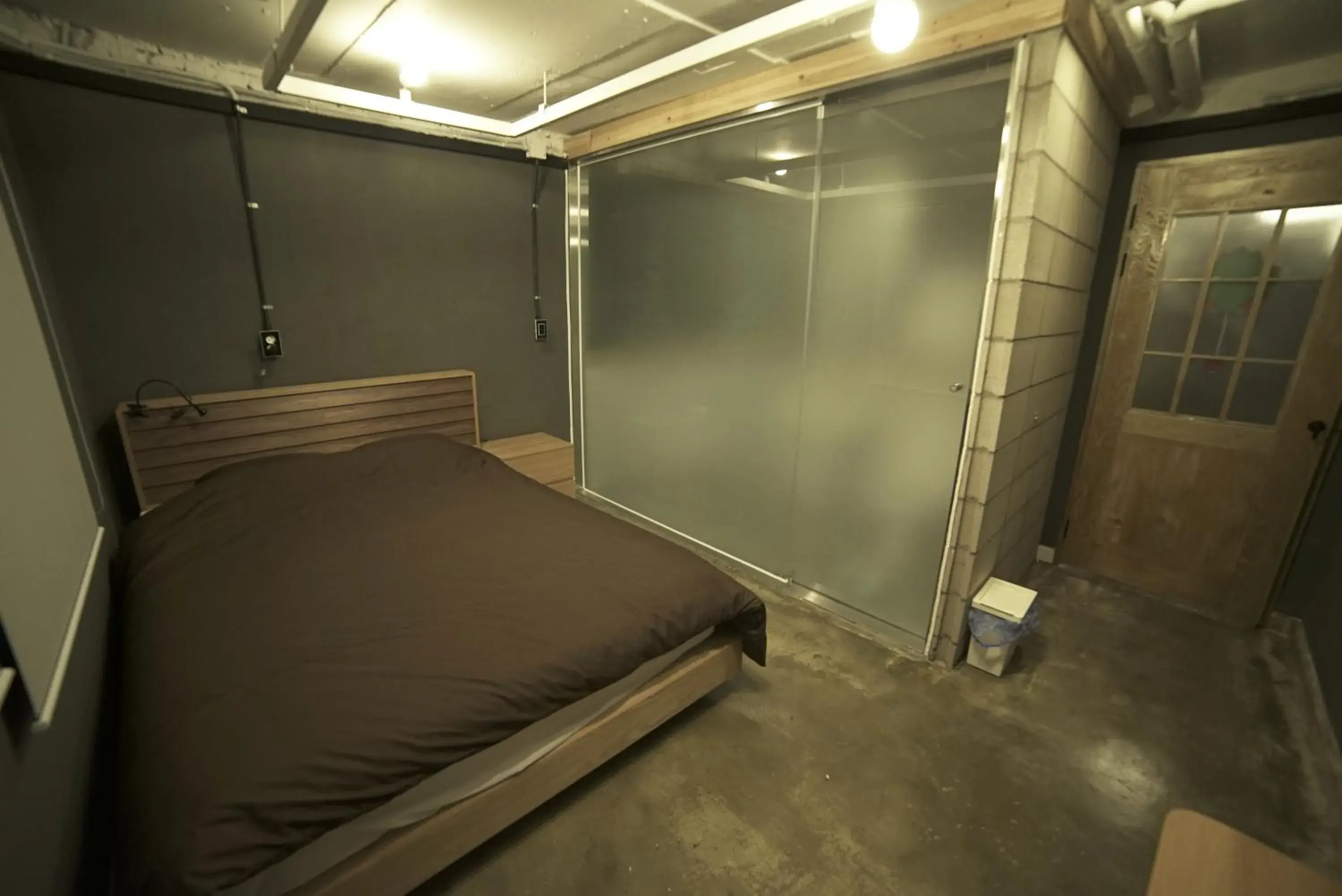 Bed in That House Hongdae Bed in That House Hongdae