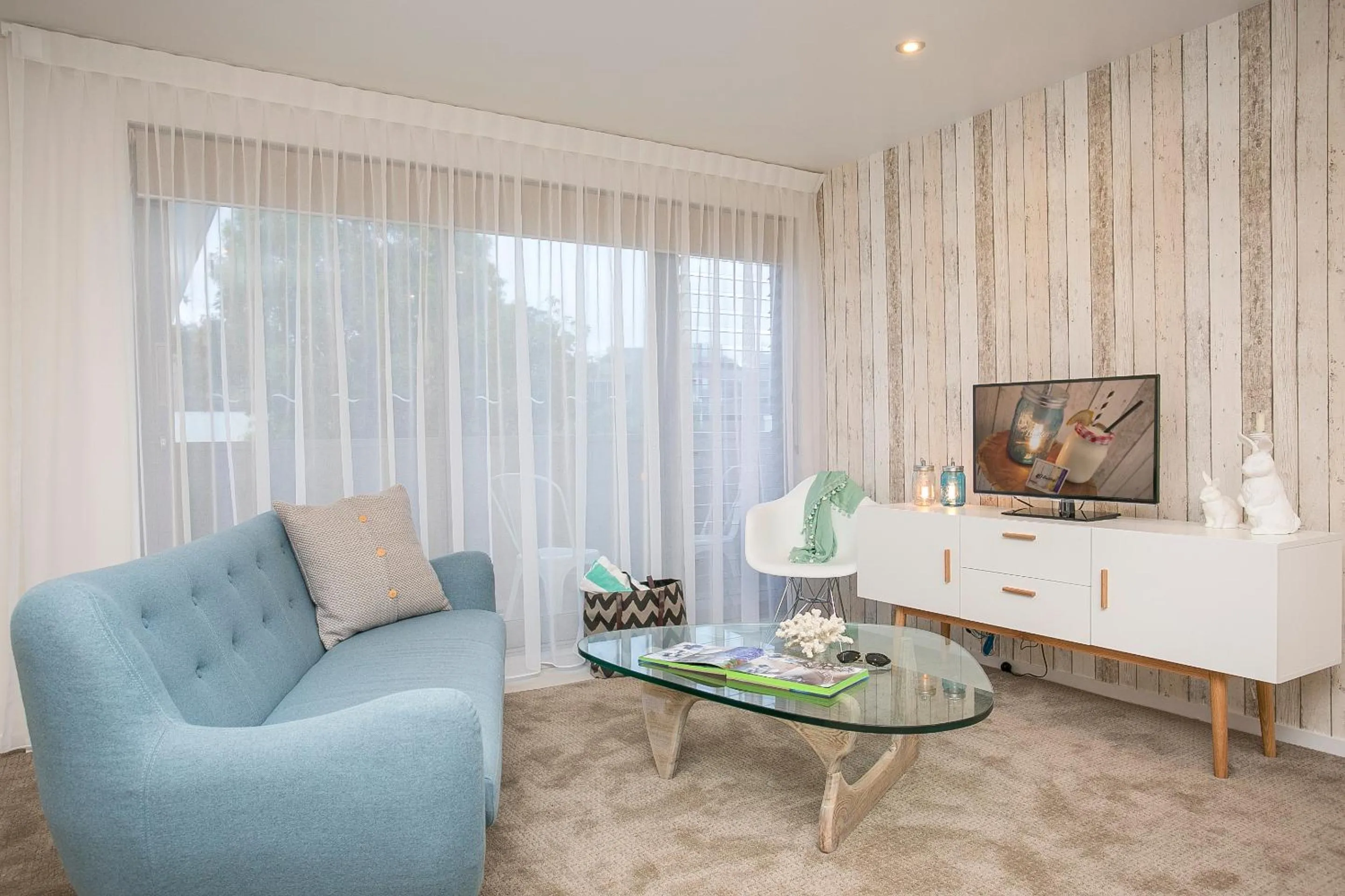 TV and multimedia in 10 Hastings Street Motel