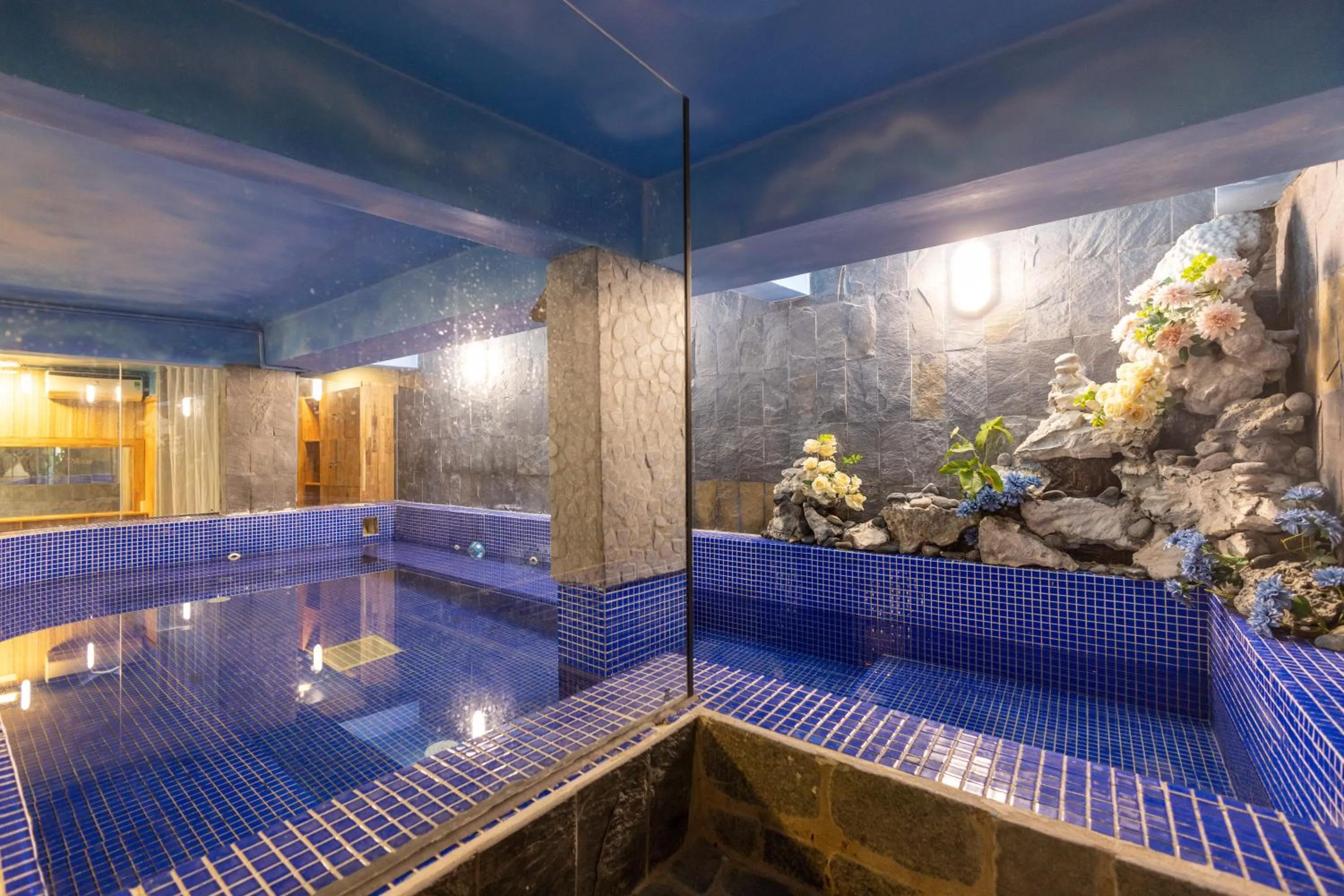 Shower in T&T Resort and Spa Phu Quoc