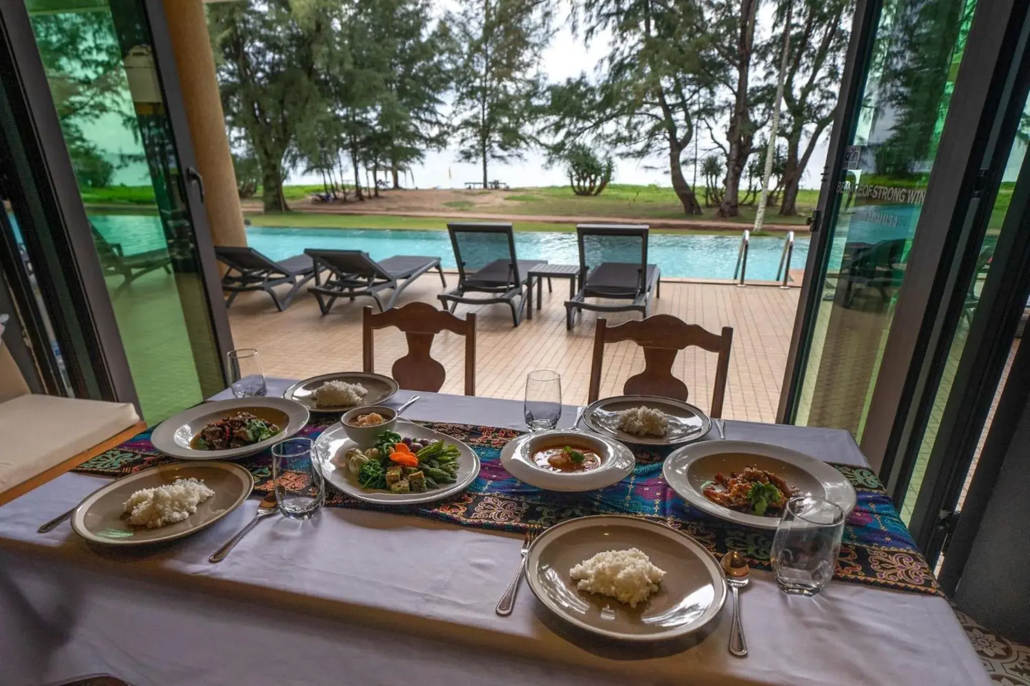 Restaurant/places to eat in Coriacea Beachfront Boutique Phuket Resort Restaurant/places to eat in Coriacea Beachfront Boutique Phuket Resort