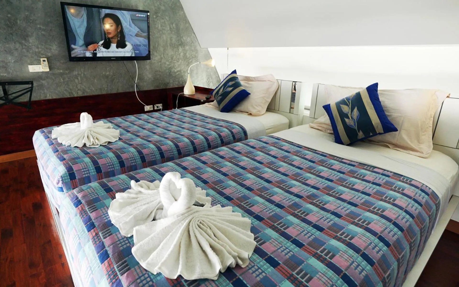 Bed in Phuket Paradiso