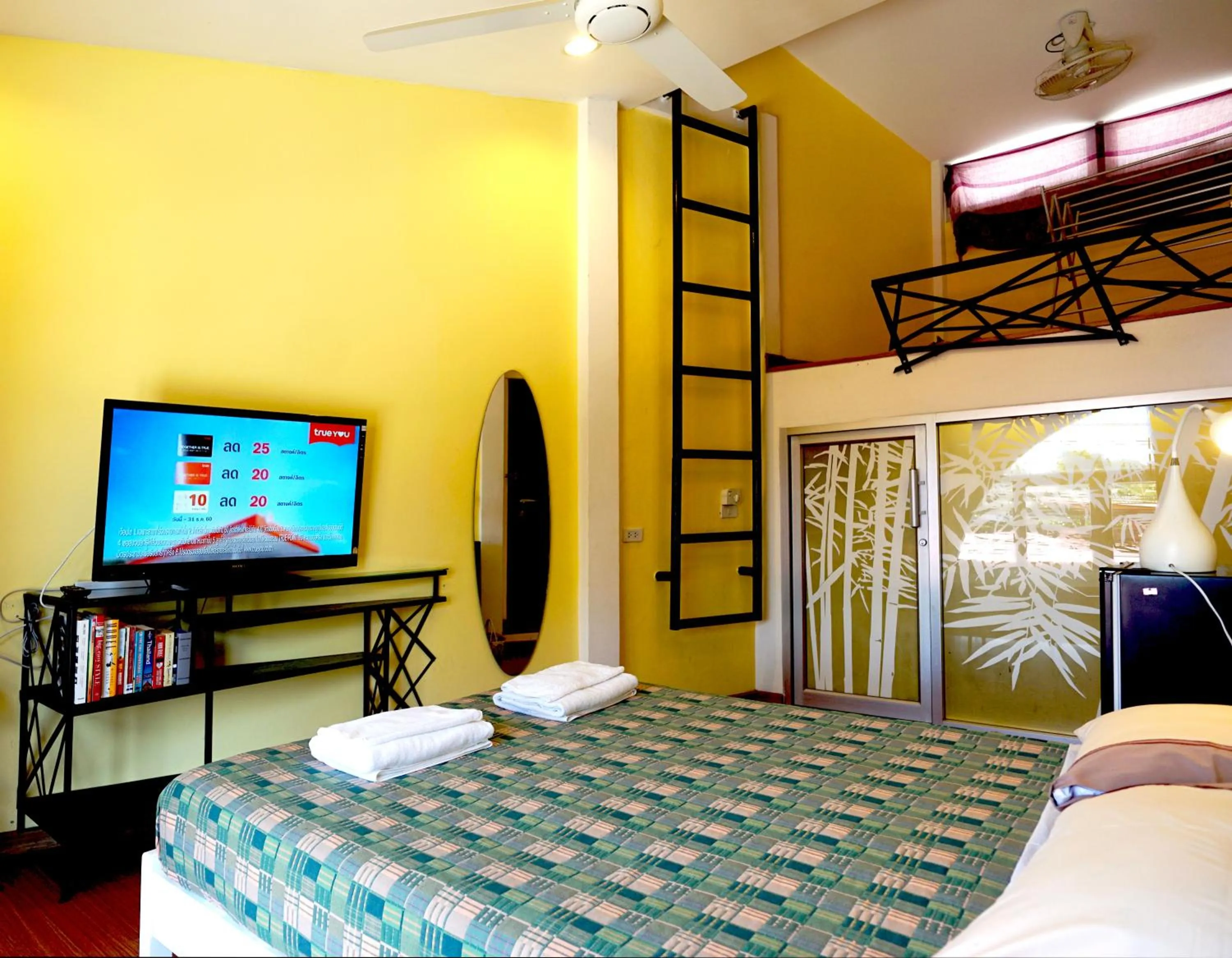 Bed in Phuket Paradiso