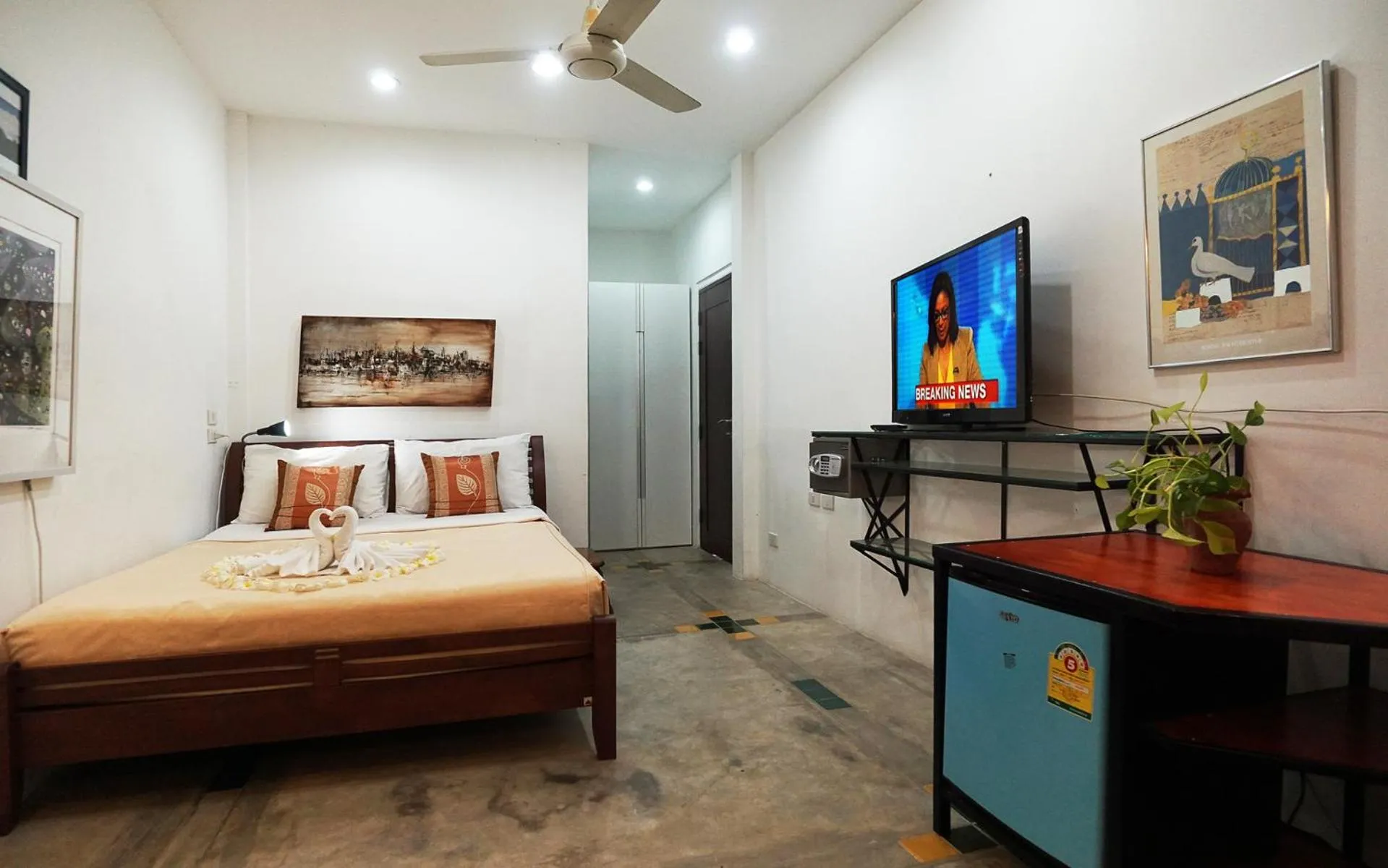 Bedroom, Bed in Phuket Paradiso