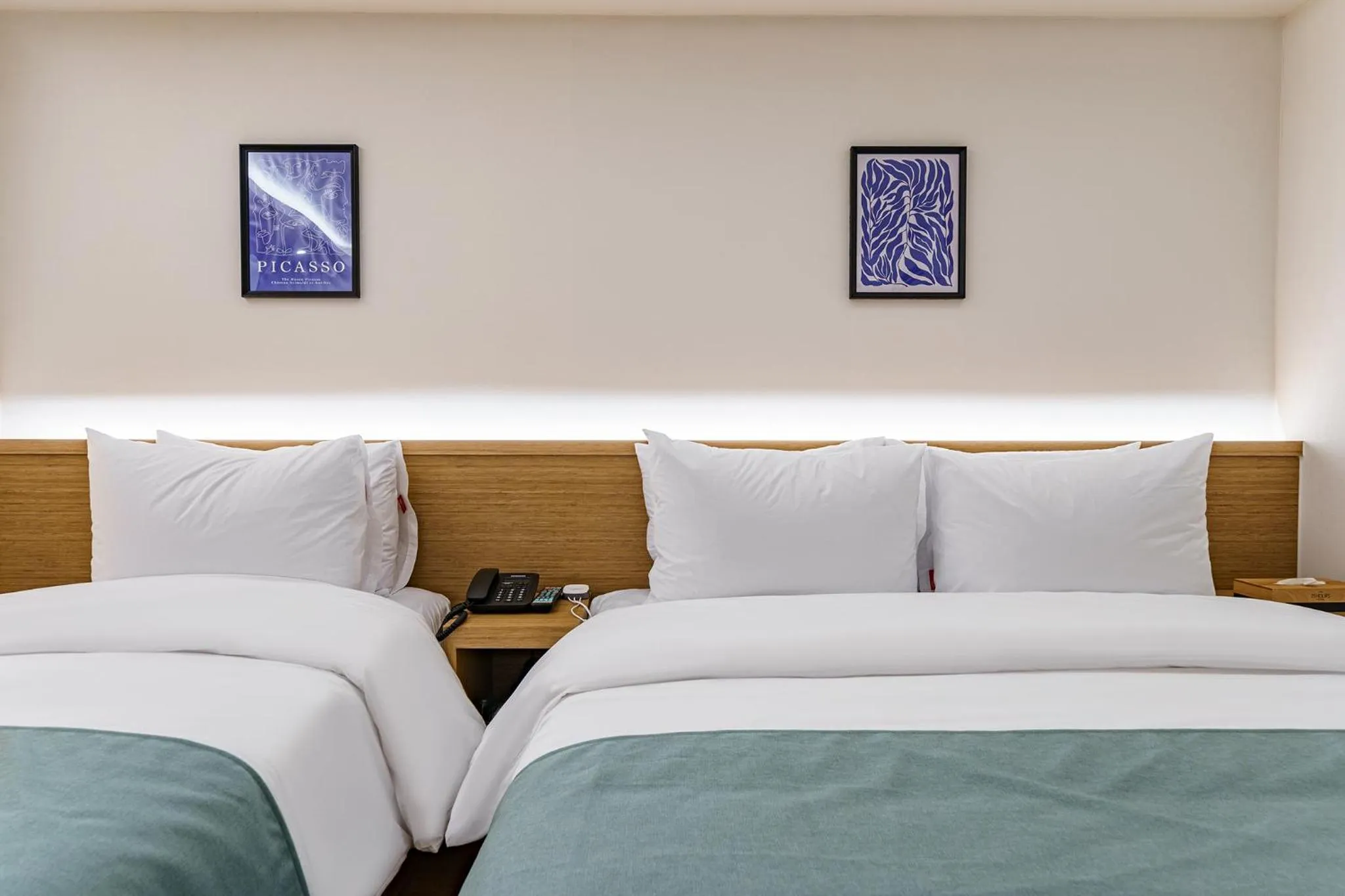 Bed in 25hours Hotel