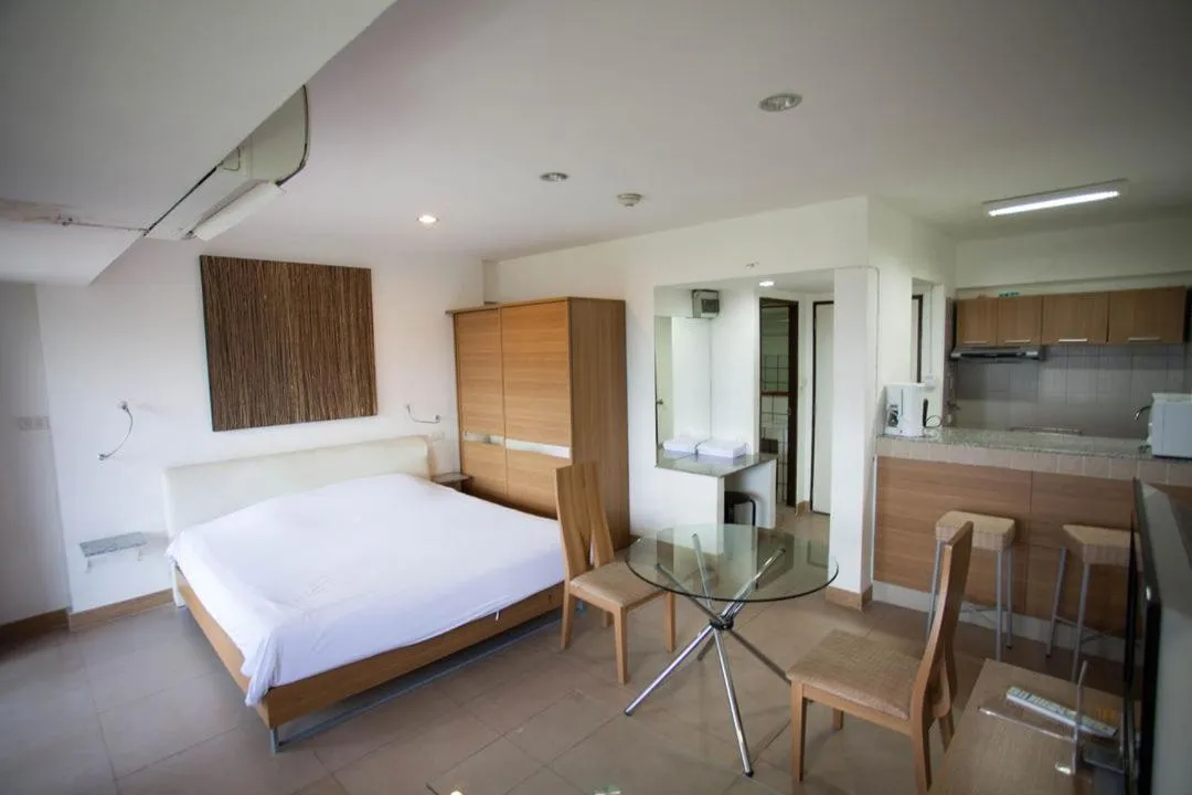 Bed in Galare Thong Tower