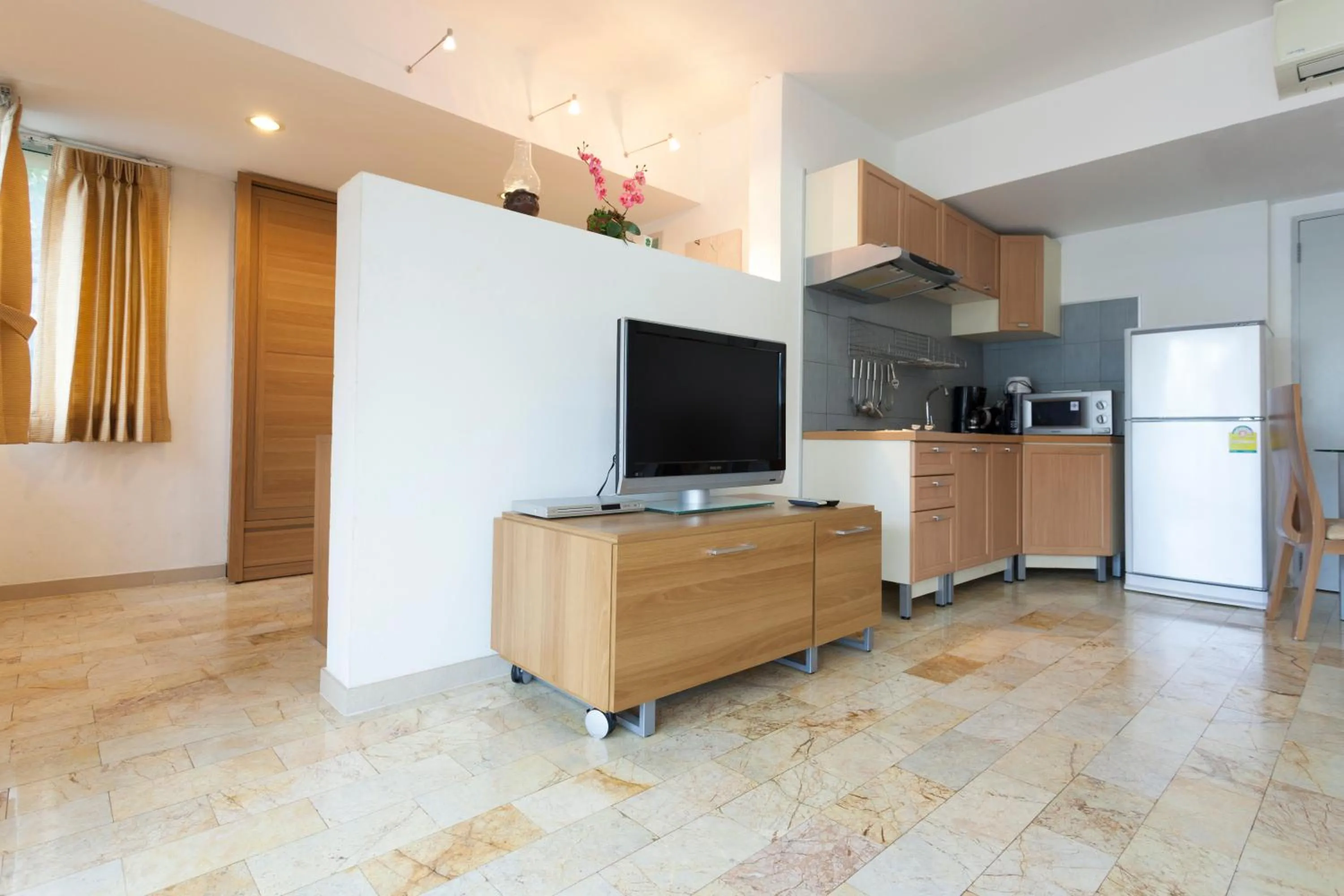 TV and multimedia in Galare Thong Tower