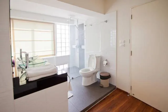 Day in Galare Thong Tower