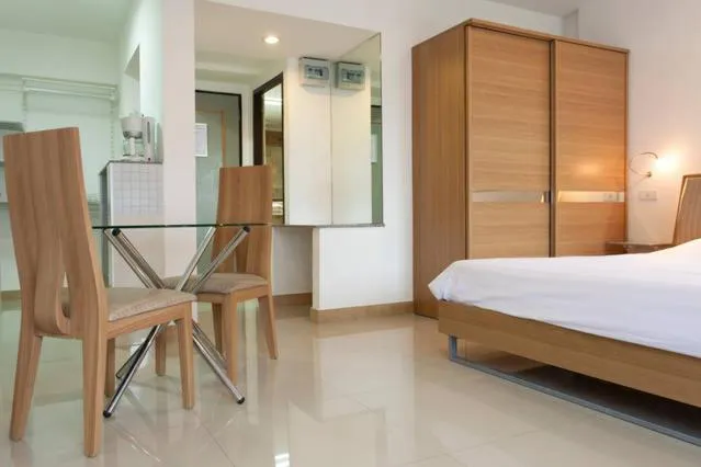 Dining area, Bed in Galare Thong Tower