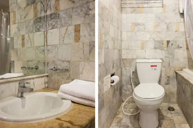 Bathroom in Galare Thong Tower