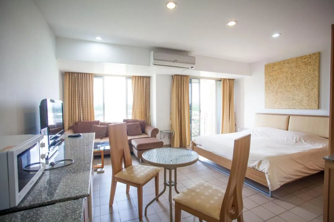 Bed in Galare Thong Tower