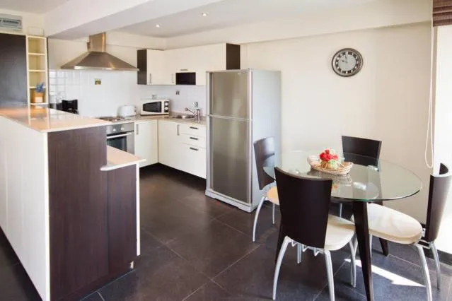 Day in Galare Thong Tower