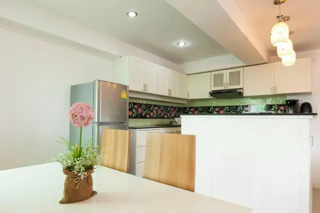 Kitchen or kitchenette in Galare Thong Tower