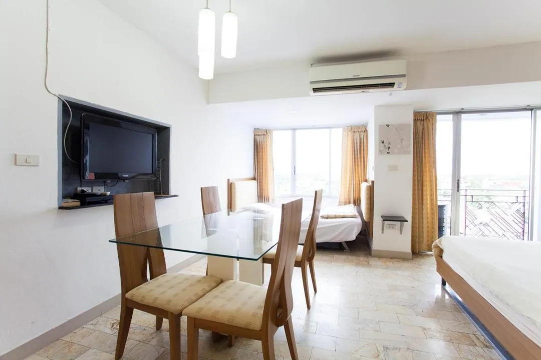 Bed in Galare Thong Tower