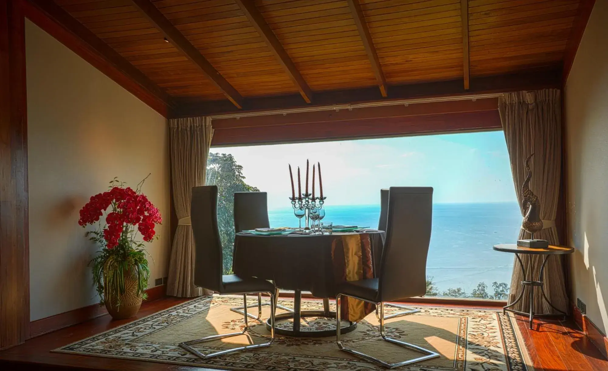 Villa with Sea View in Luxury 4 pool Seaview 6 bedroom Villa on Surin Hill Villa with Sea View in Luxury 4 pool Seaview 6 bedroom Villa on Surin Hill