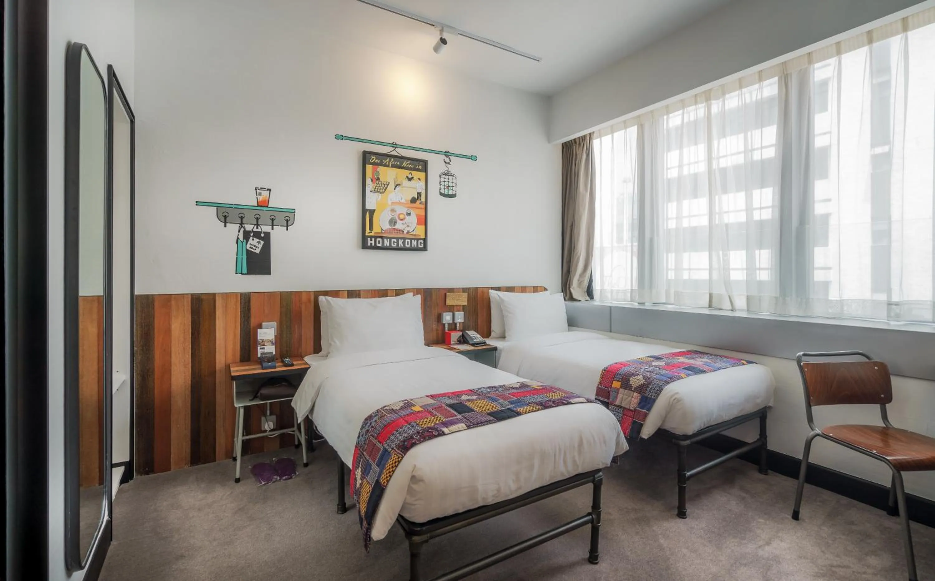 Bed in attitude on granville