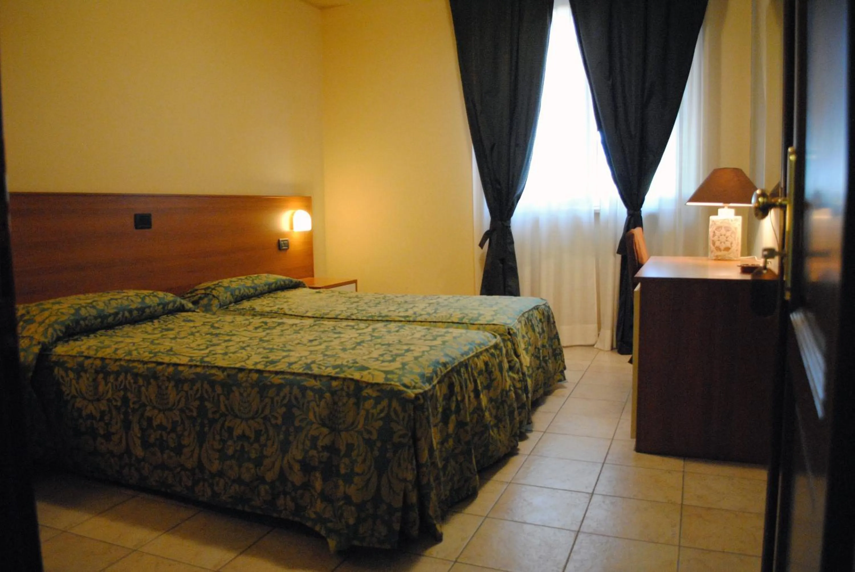 Bedroom, Bed in Hotel Tuscania Panoramico