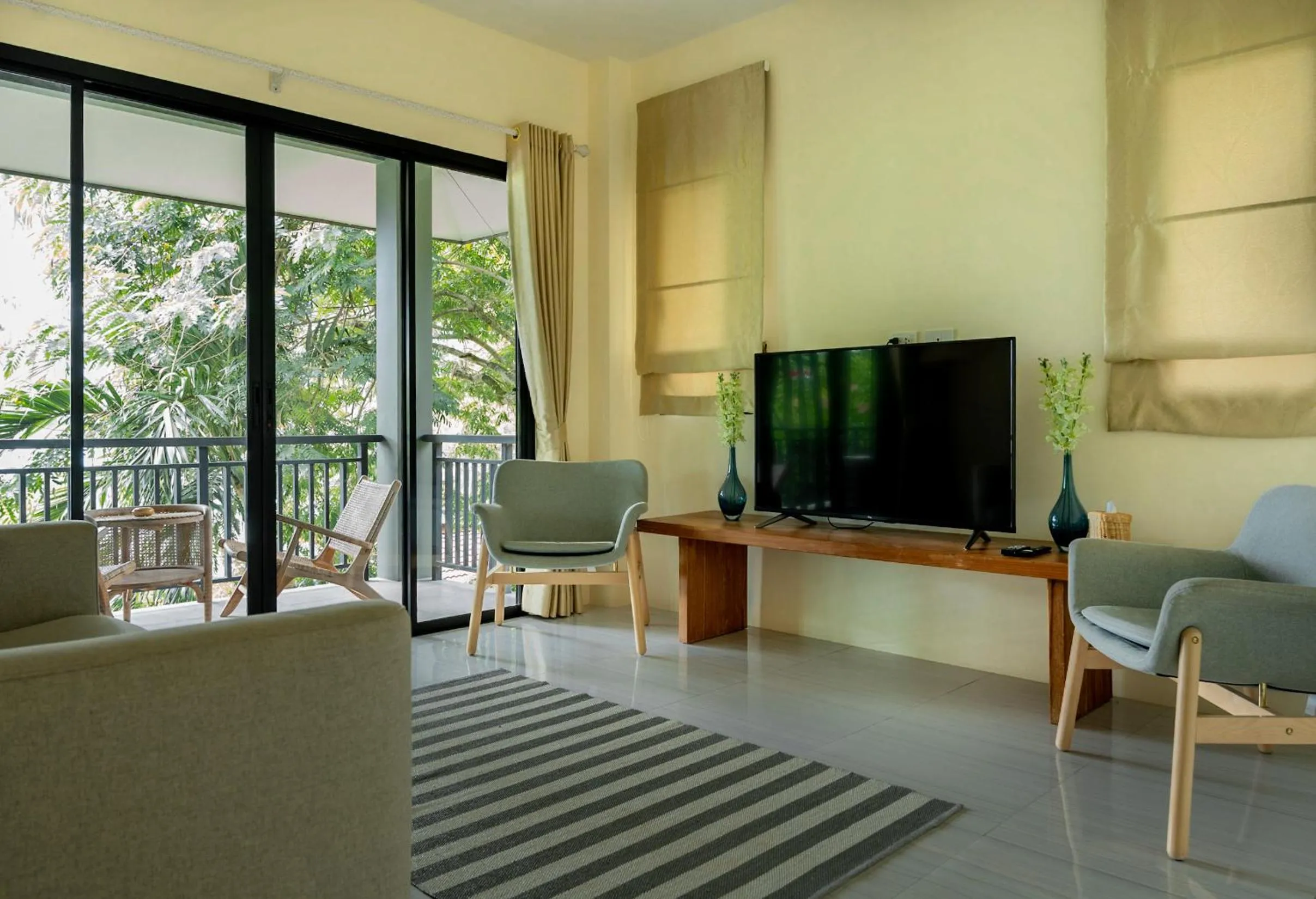 TV and multimedia in The Cove