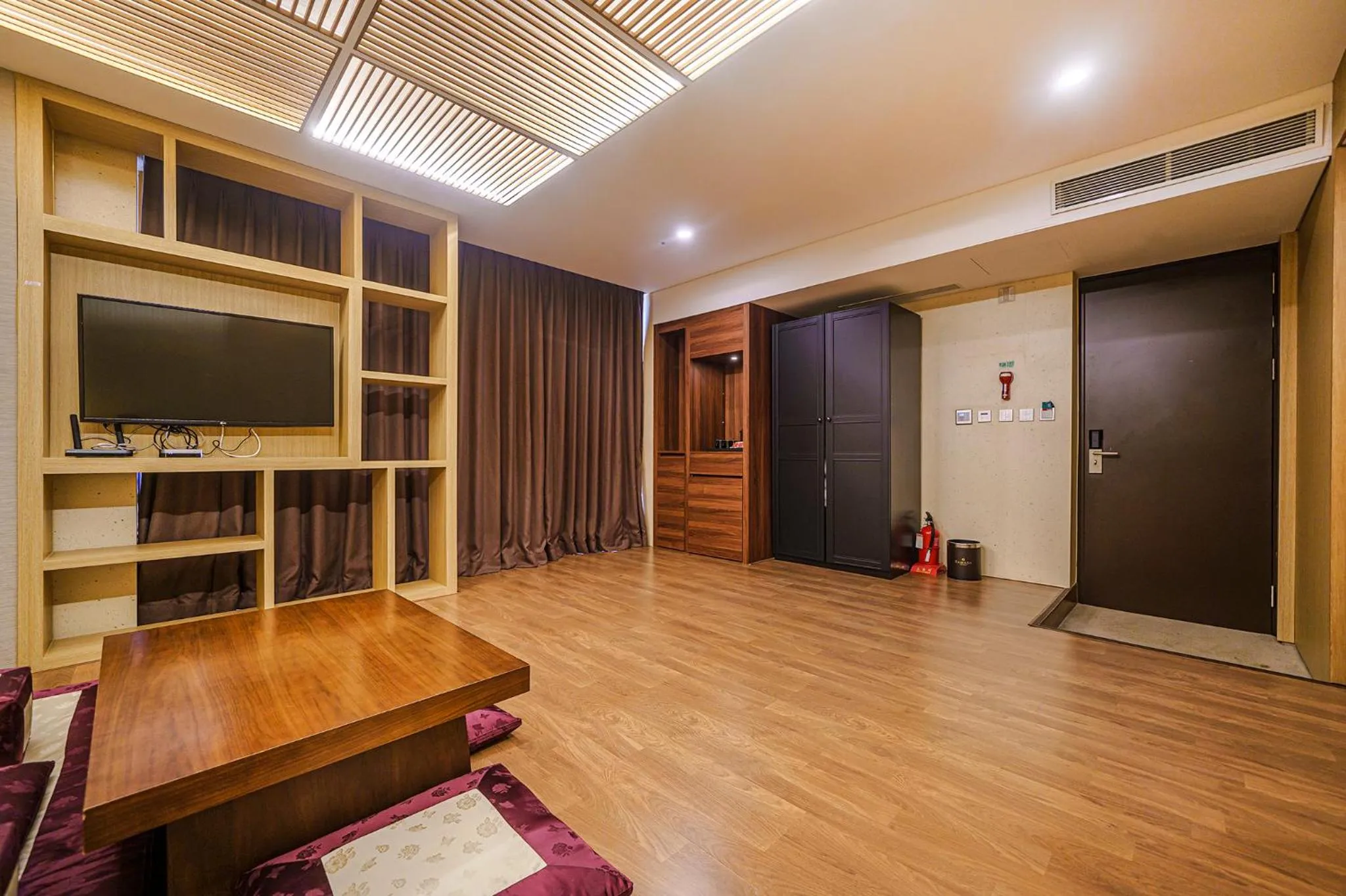 Bedroom in Gloucester Hotel Incheon