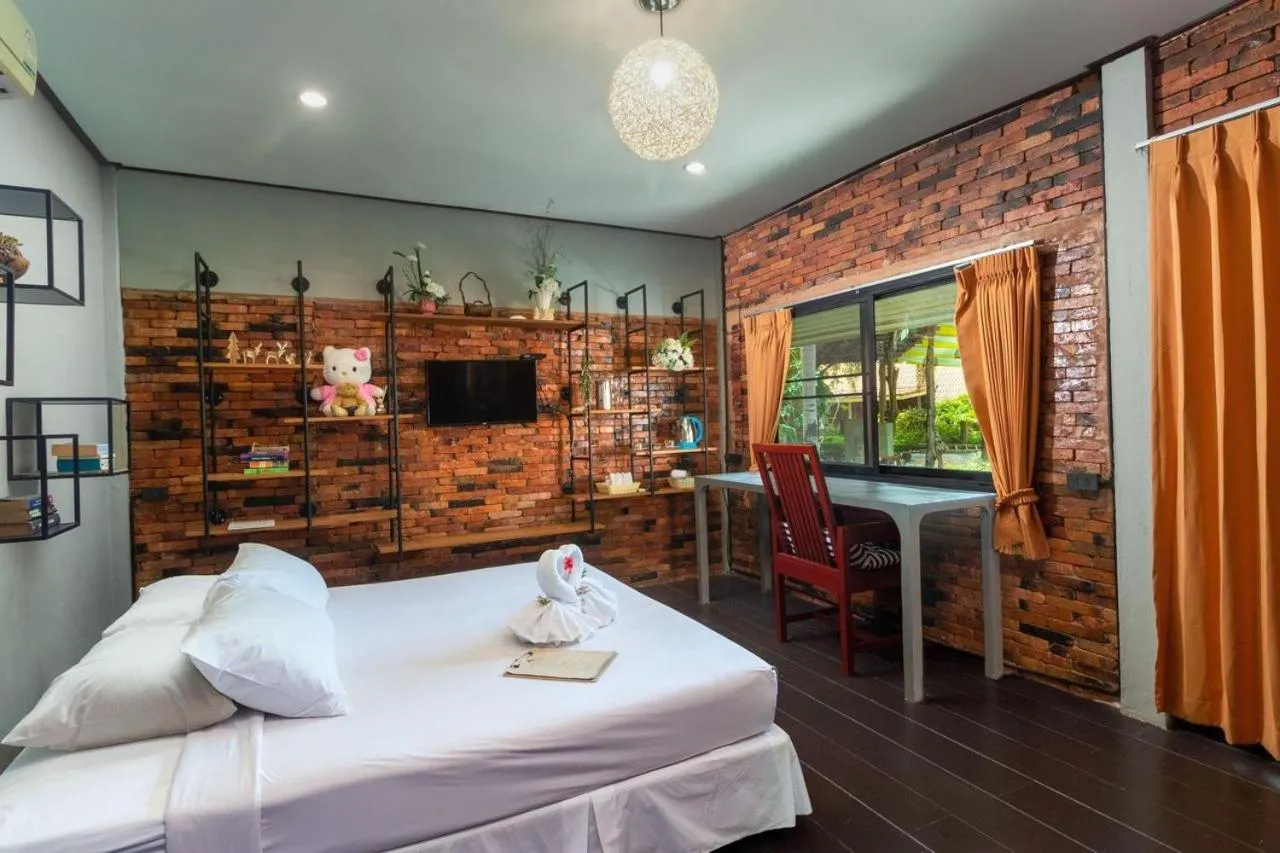 Photo of the whole room, Bed in Adang Island Resort