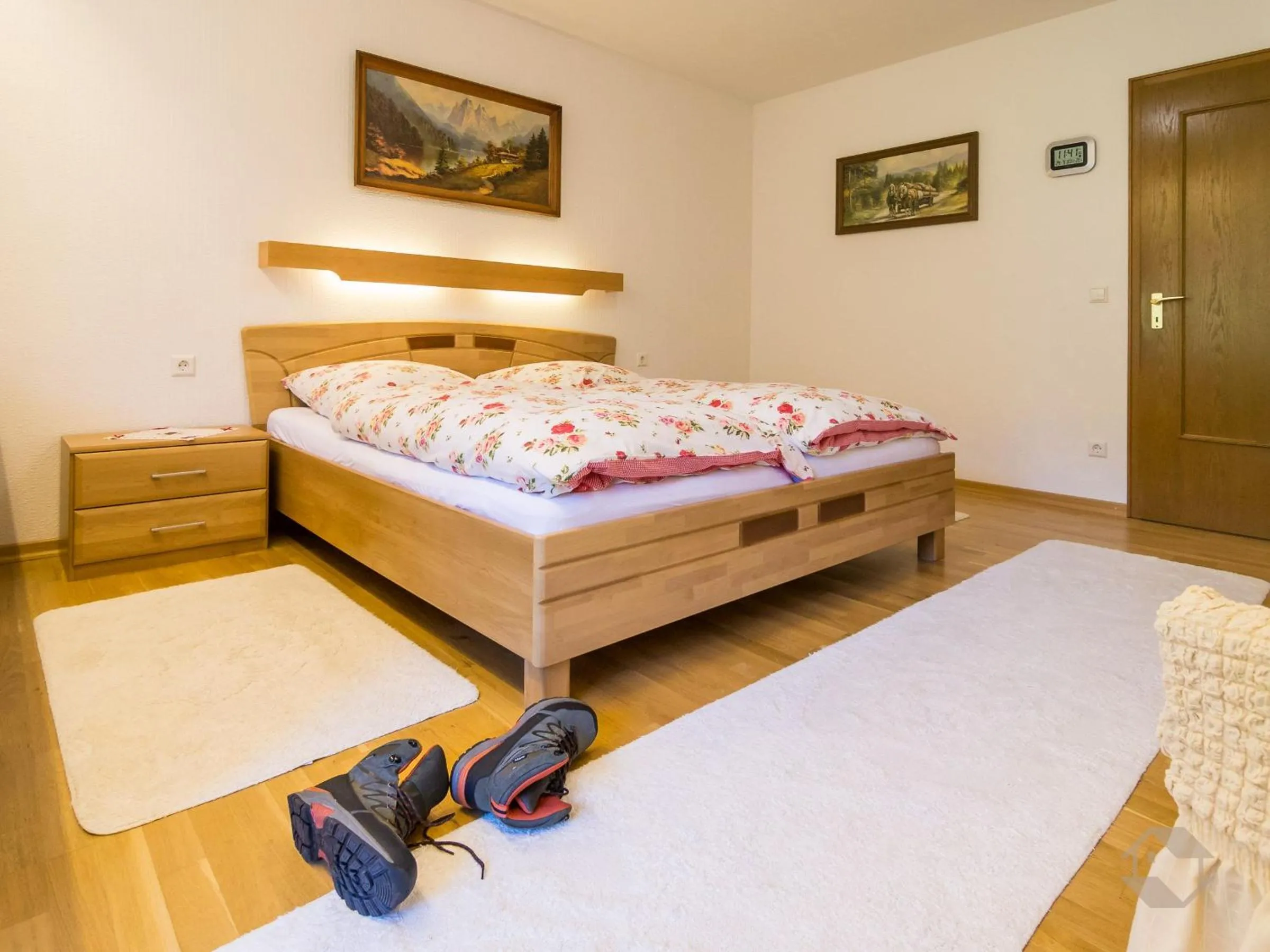 Bed in Landhaus Gruden Sommerberg