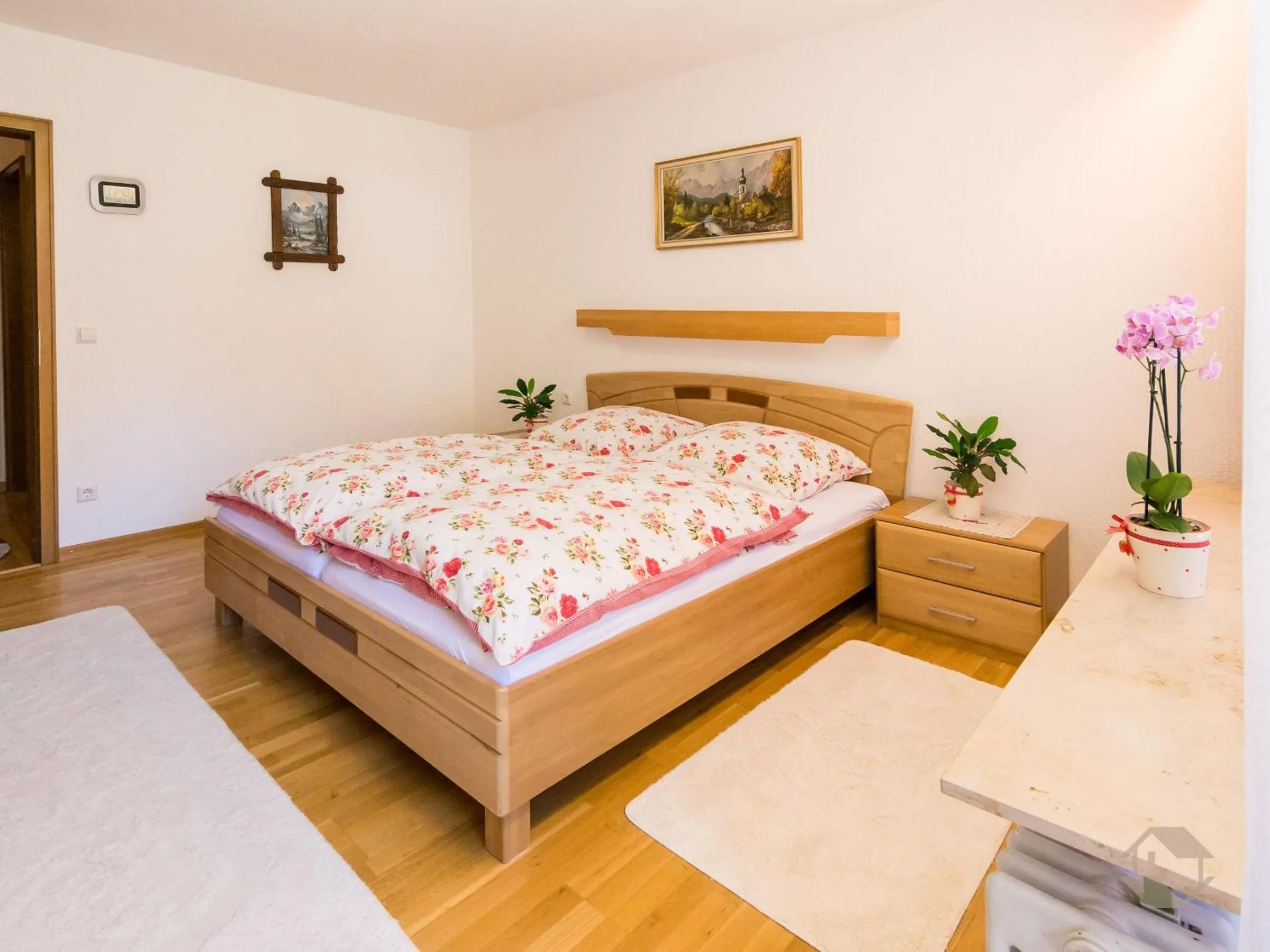 Bed in Landhaus Gruden Sommerberg