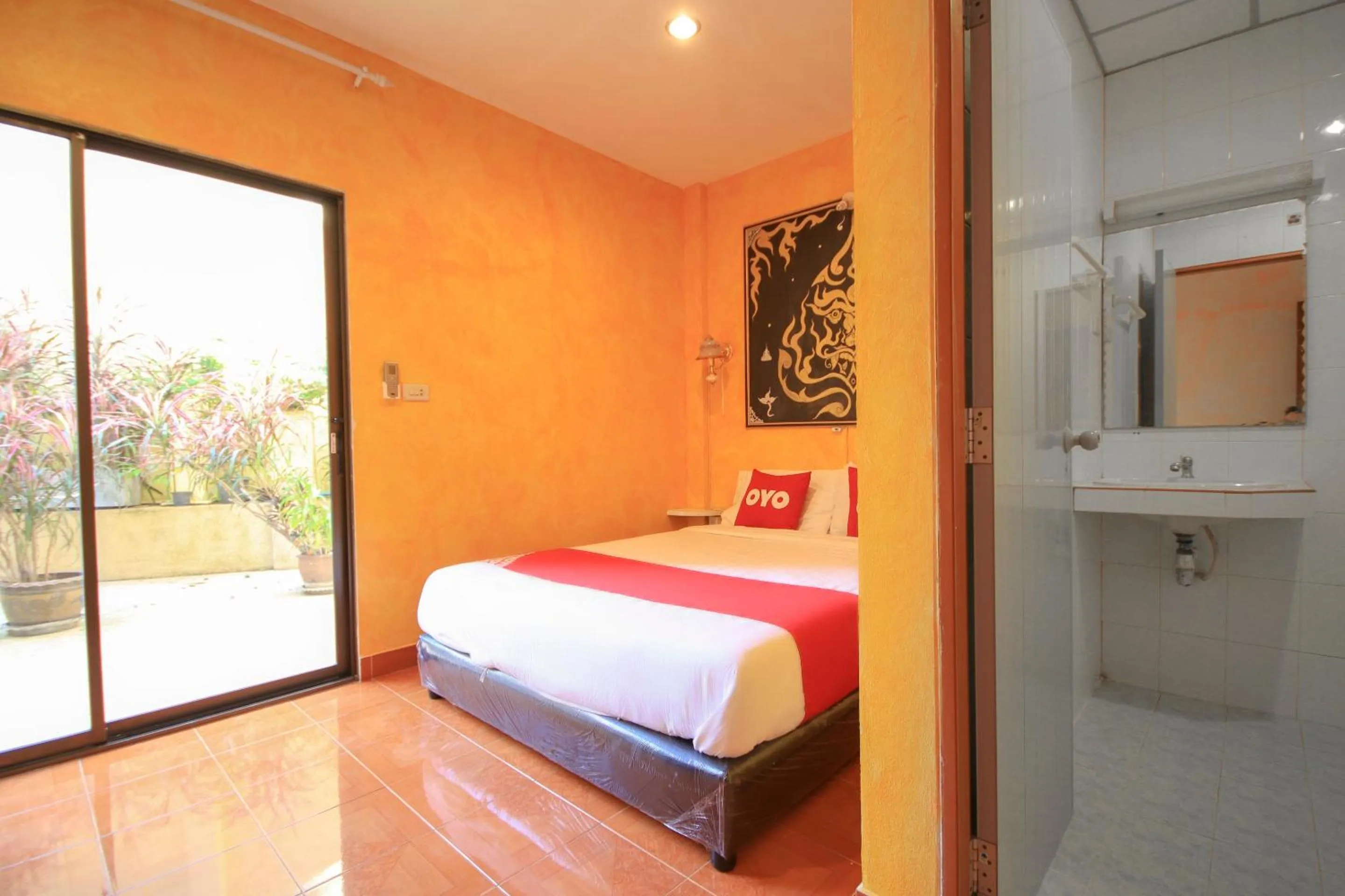 Bedroom, Bed in Ban Elephant Blanc Apartment