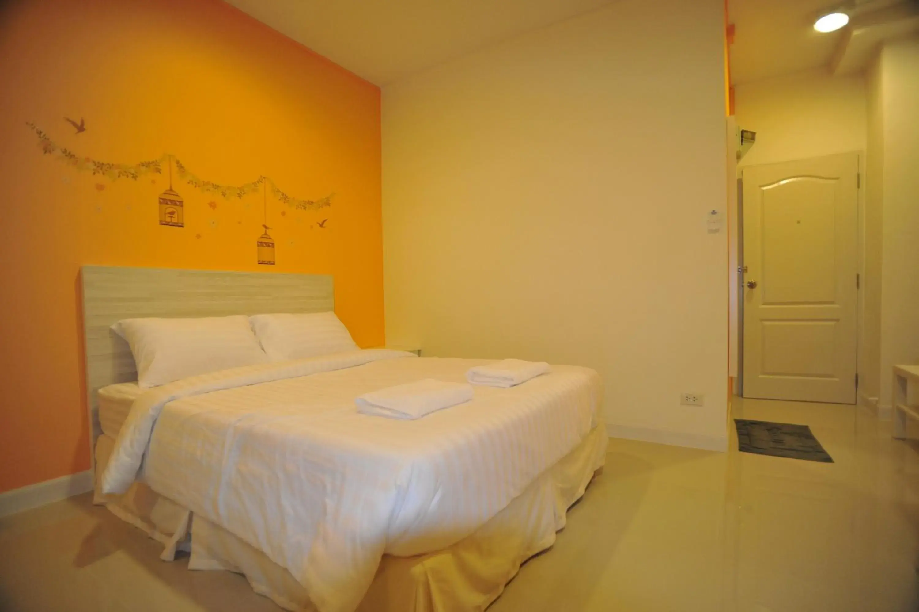 Bed in The Garden Living Bed in The Garden Living