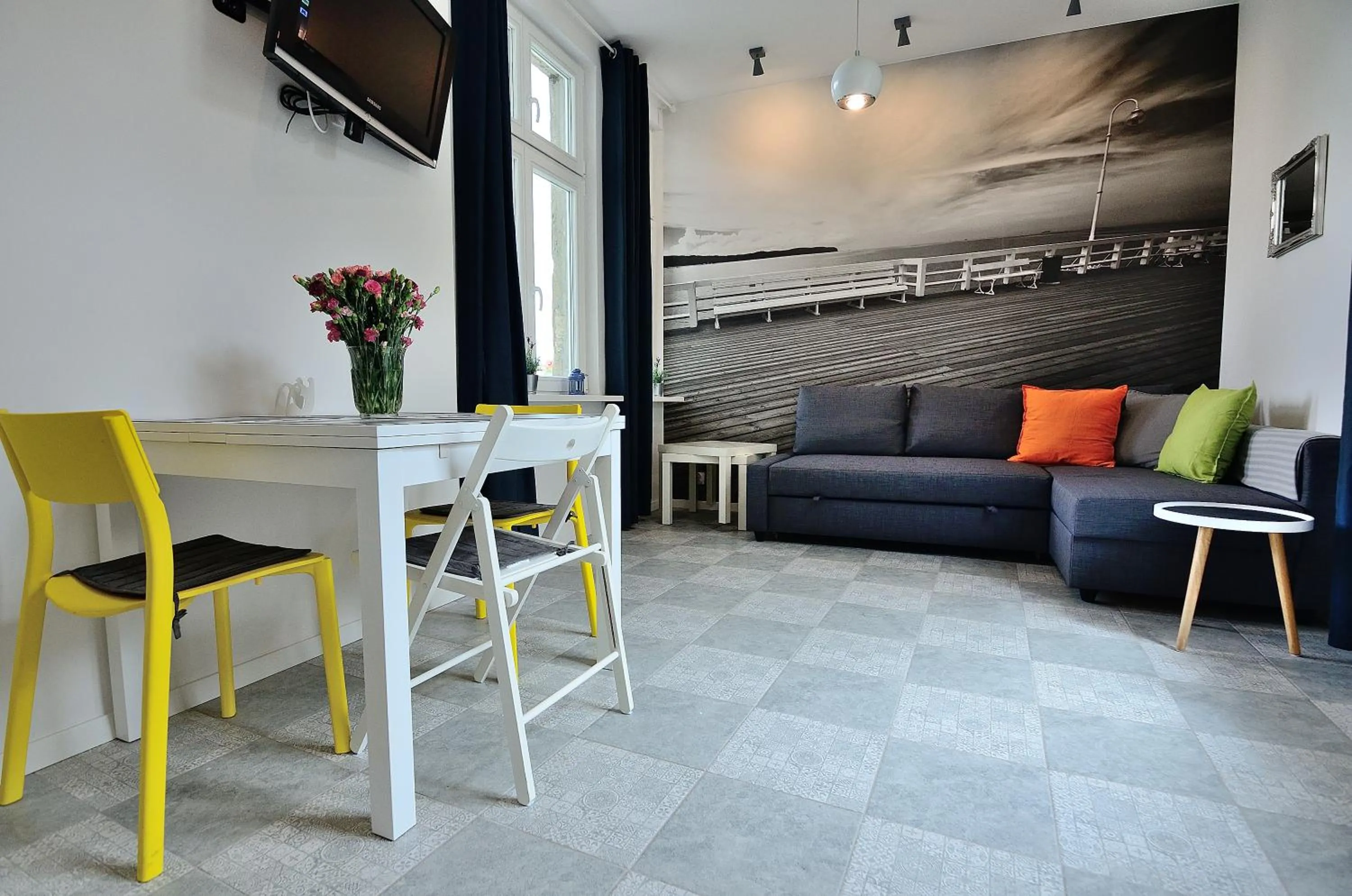 TV and multimedia in Victus Apartamenty, Apartamenty Adams