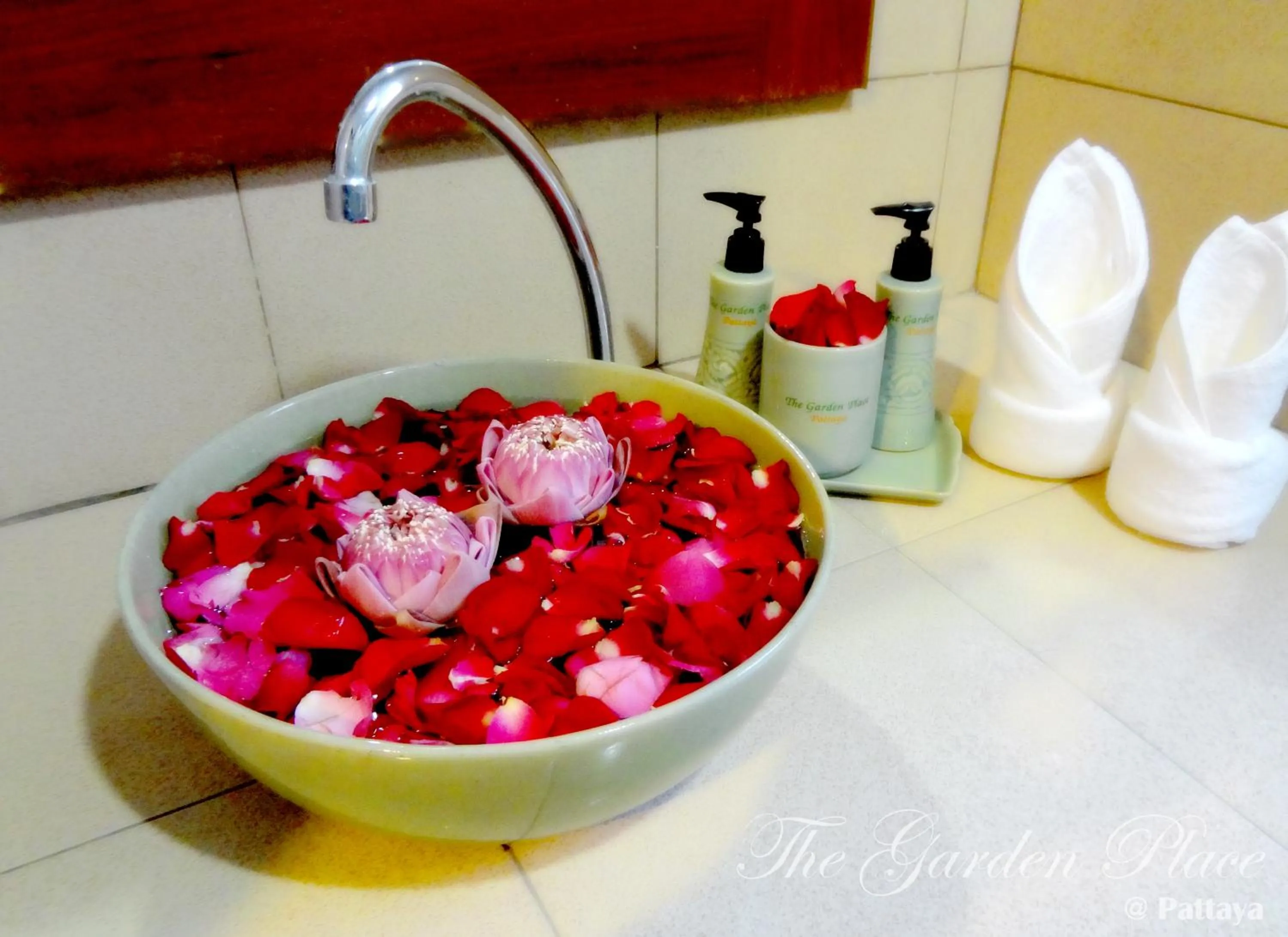 Text overlay in The Garden Place Pattaya