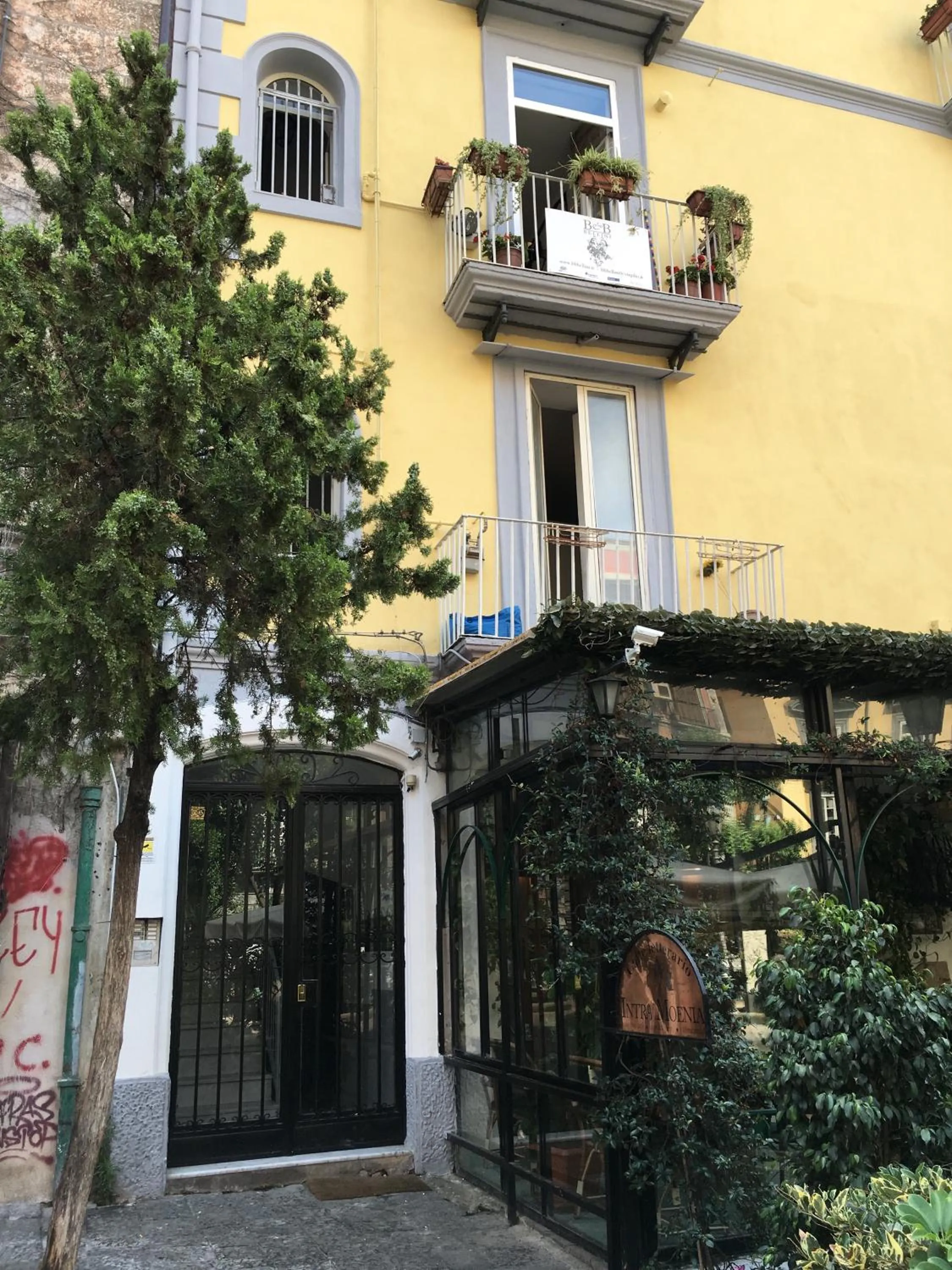 Facade/entrance in B&B Bellini