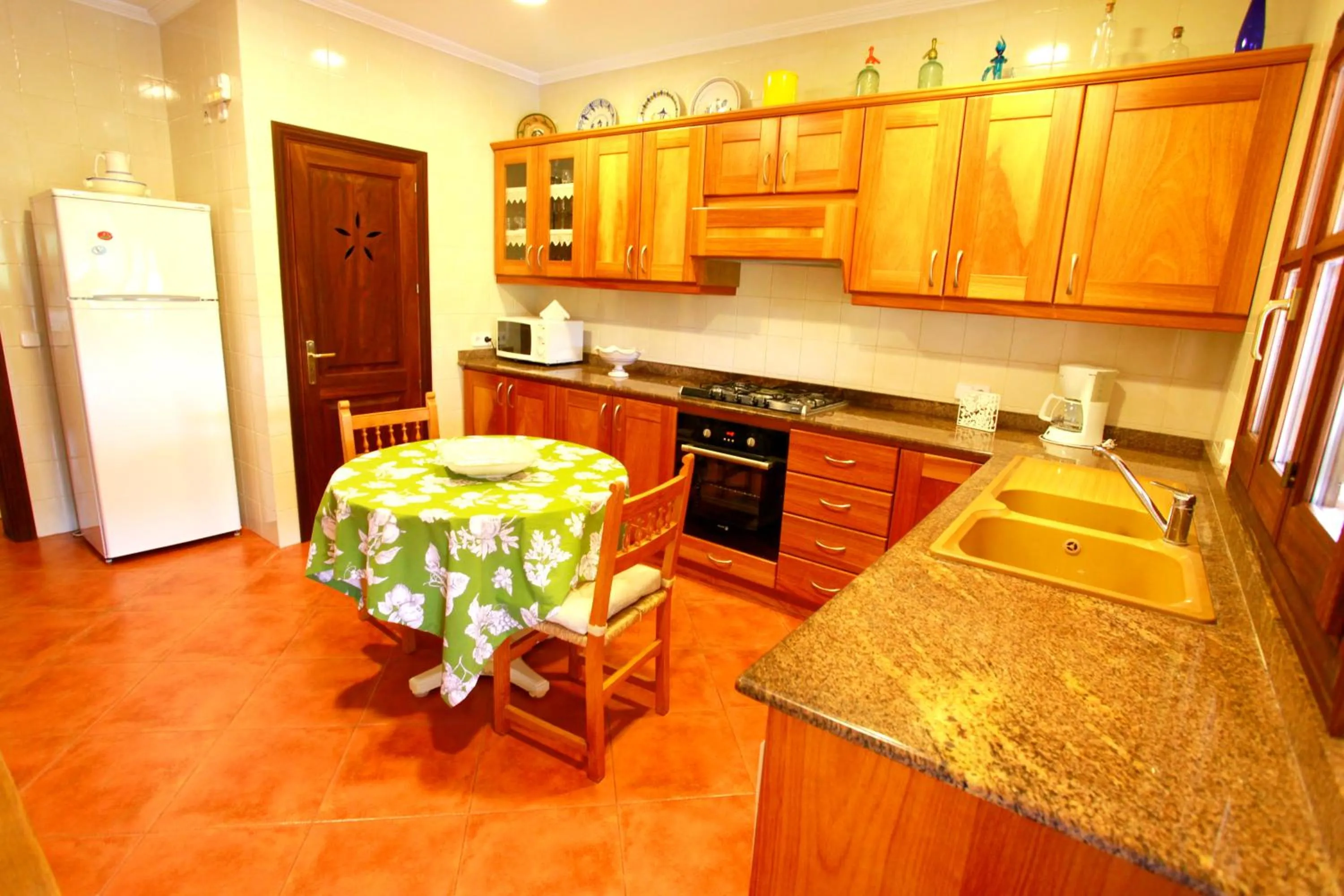 Kitchen or kitchenette in Son Jan Nou